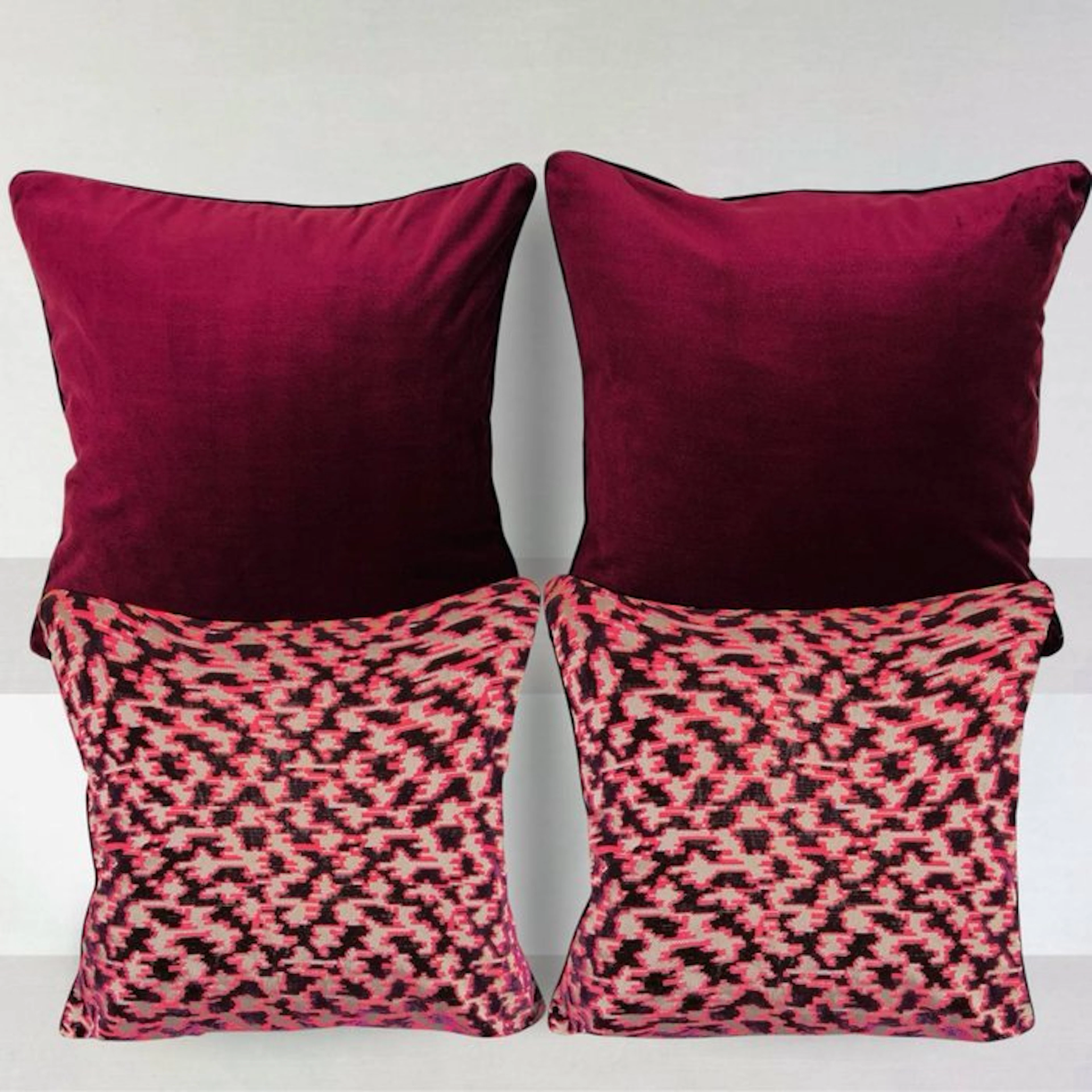 Lelièvre Paris - New set - Two cushions in a set of four - Cushion