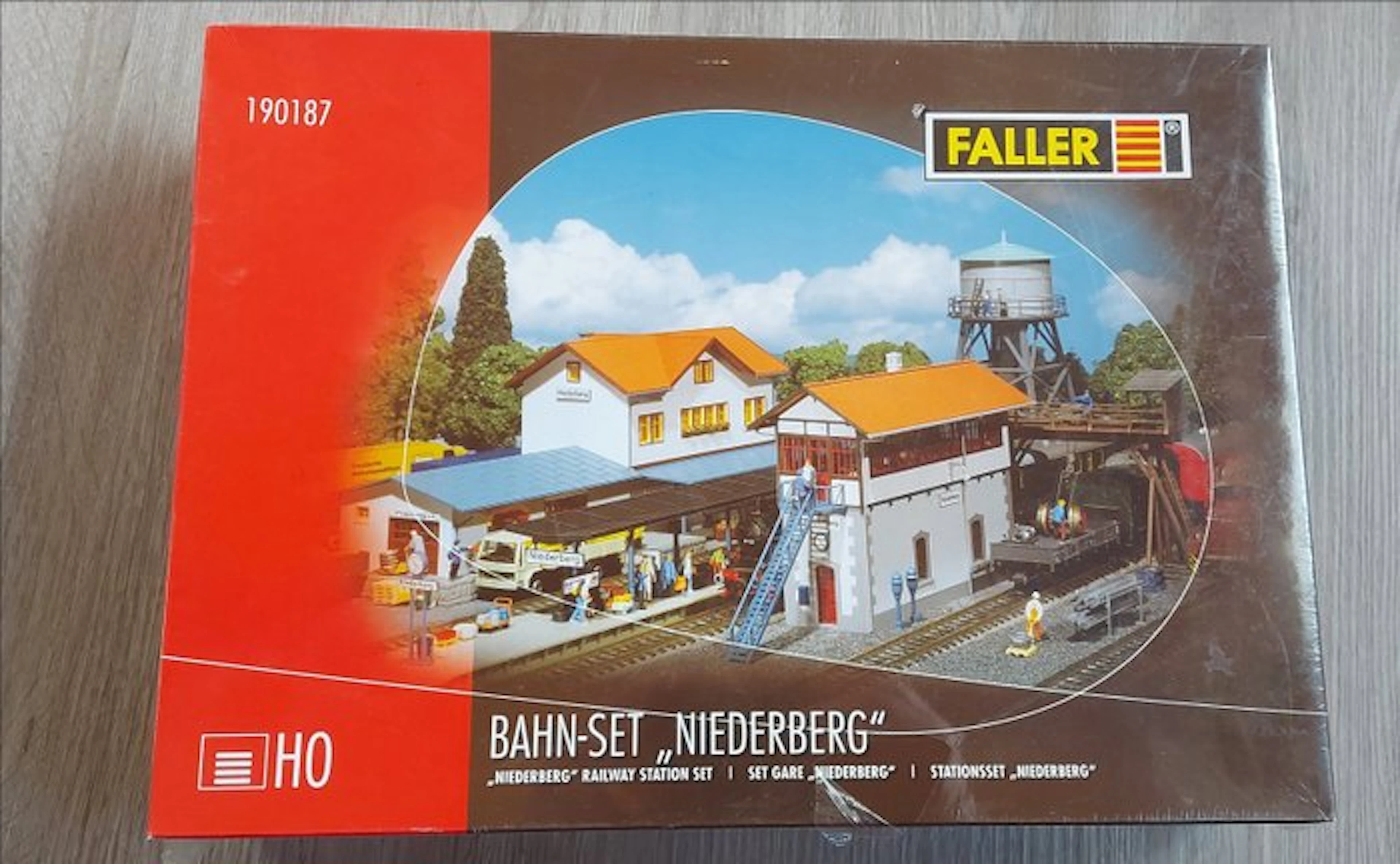 Faller H0 - Model train building kits (1) - Kit 'Railway Set Niederberg'