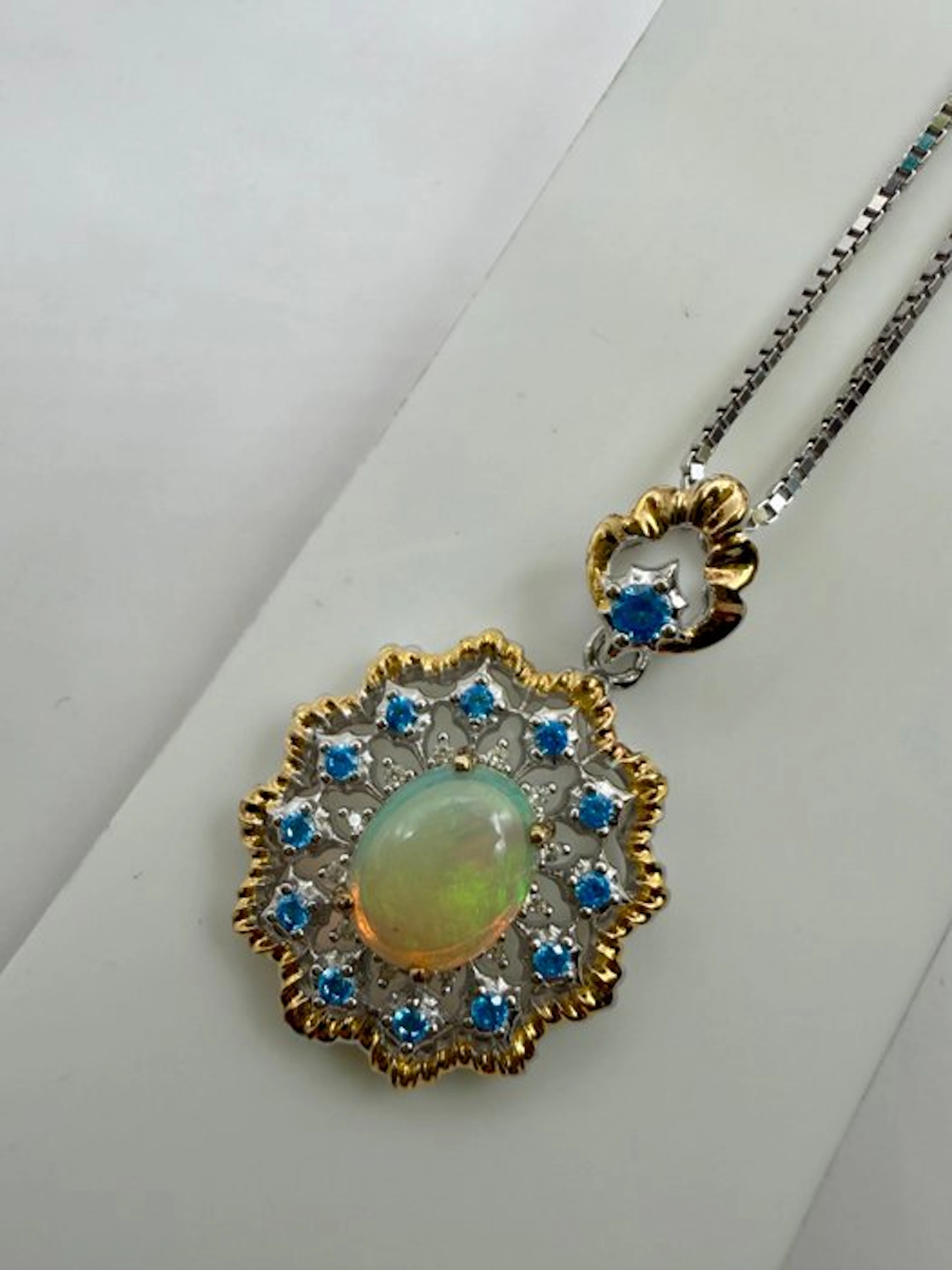 No reserve price - Necklace with pendant Silver - Opal