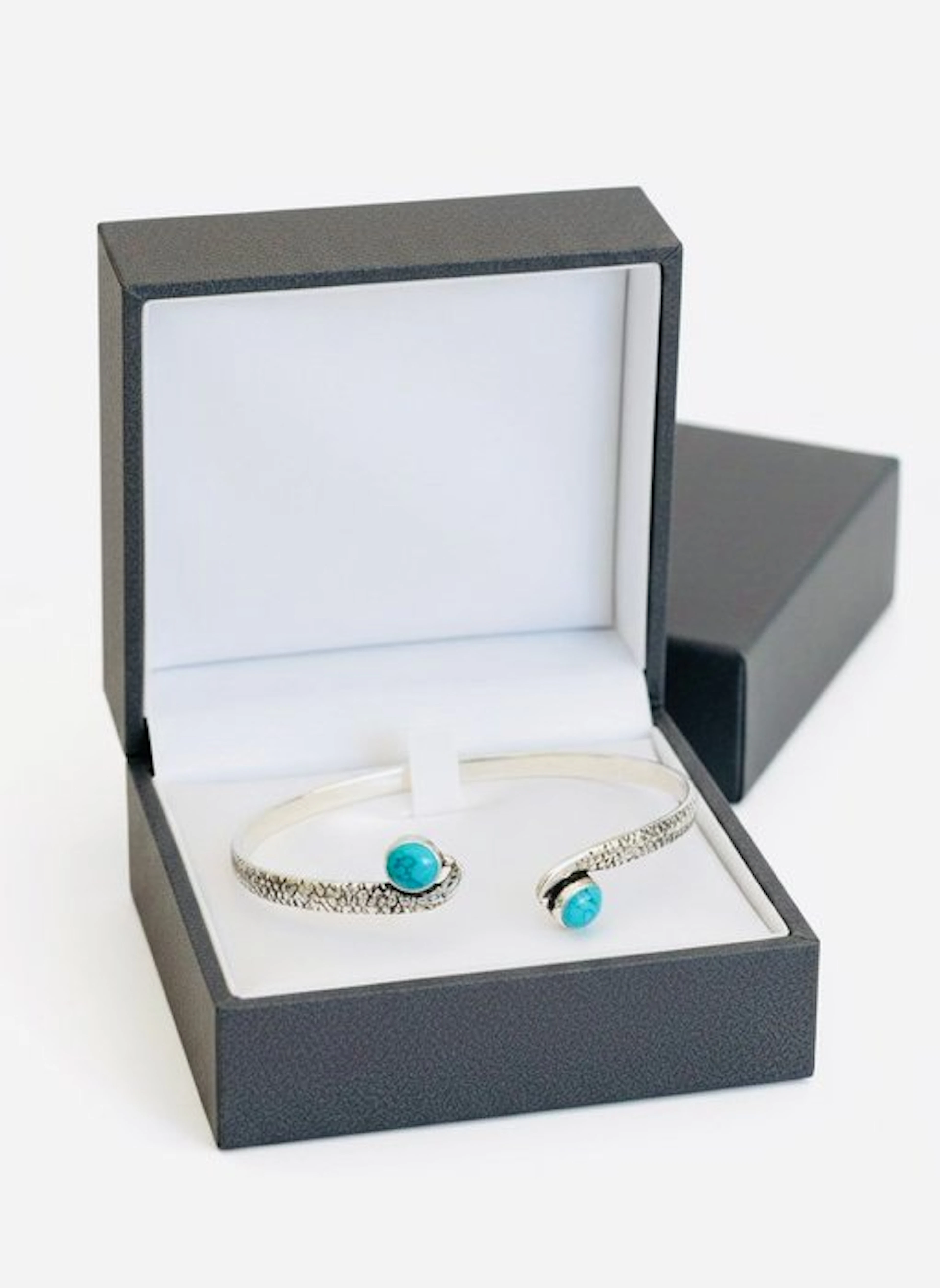 Turquoise Silver bracelet - Height: 1 cm - Width: 7 cm- 13.22 g - (1)