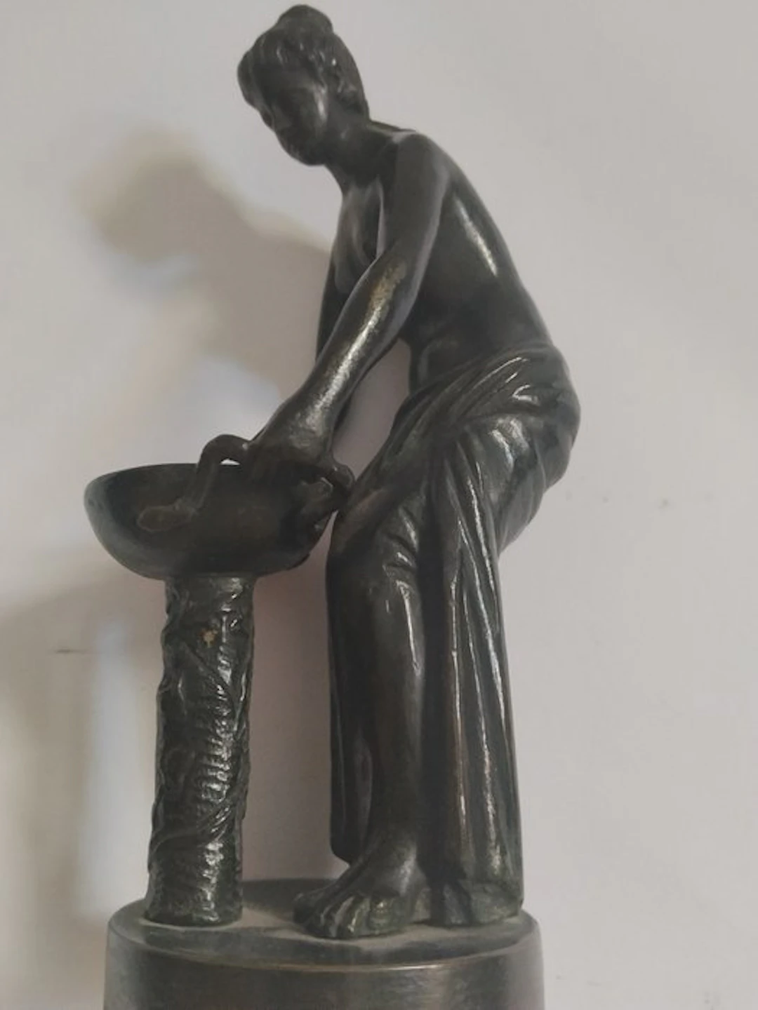 Sculpture, Ancella con braciere - 20 cm - Bronze