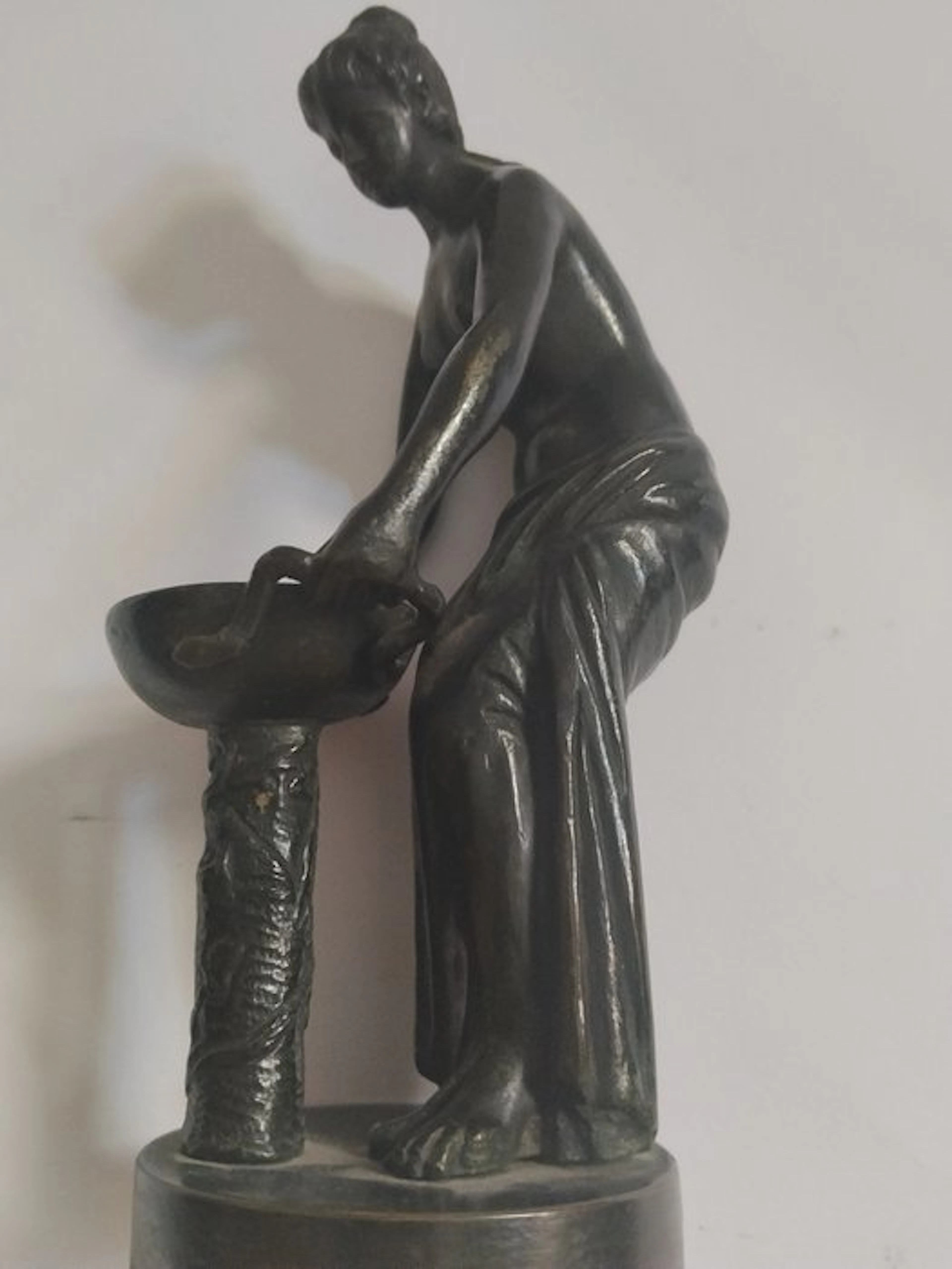 Sculpture, Ancella con braciere - 20 cm - Bronze