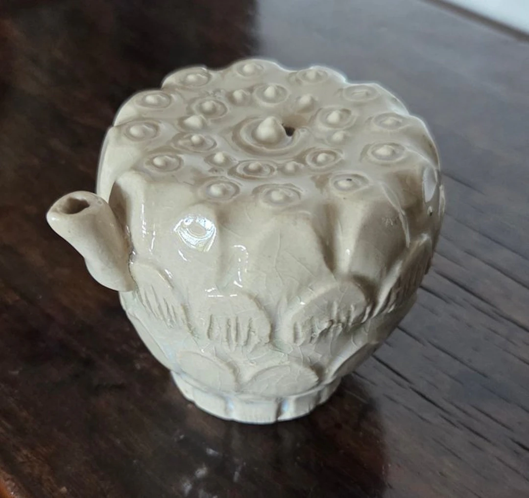 Dropper for calligraphy - Porcelain - China - 20th century