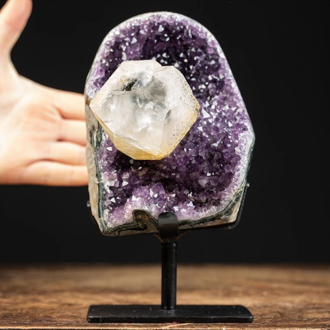 Extremely Rare Mineral Specimen - Top Quality Dark Purple...