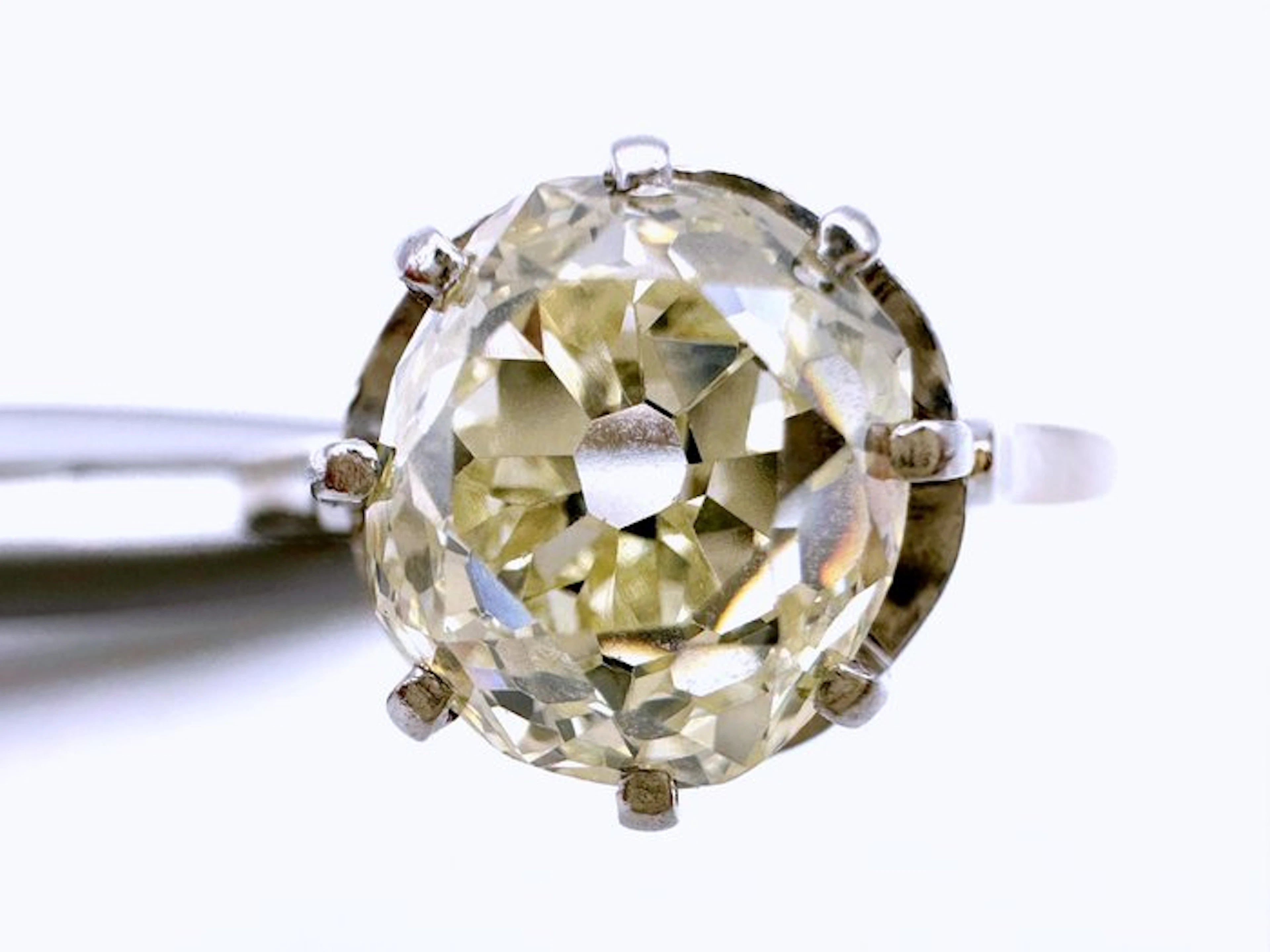 Ring - 18 kt. White gold, Platinum - 2.50ct. tw. Diamond (Natural)
