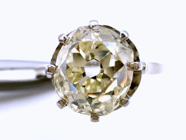 Ring - 18 kt. White gold, Platinum - 2.50ct. tw. Diamond (Natural)