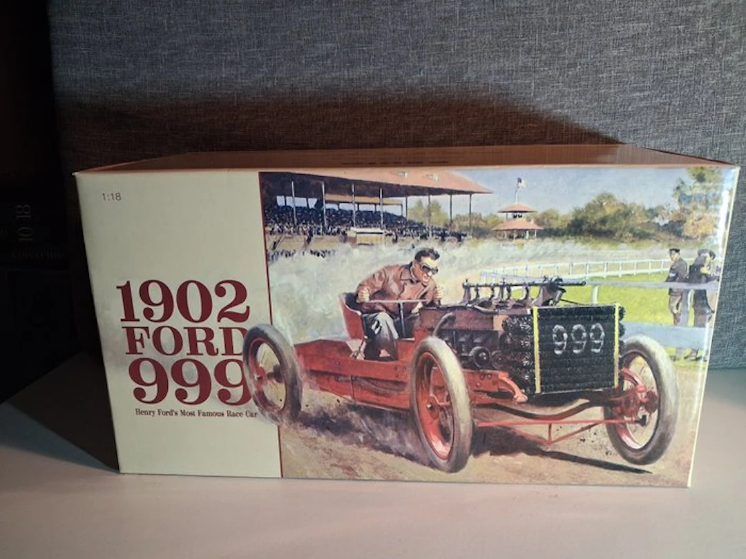 Exoto 1:18 - Model car - 1902 Ford 999