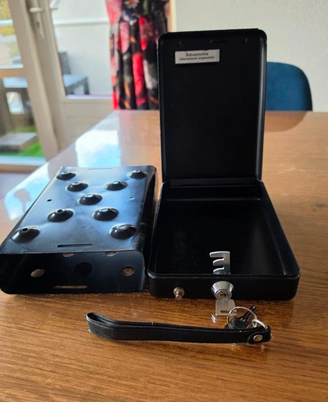 Car part (1) - Brabantia - Sleutelkluis
