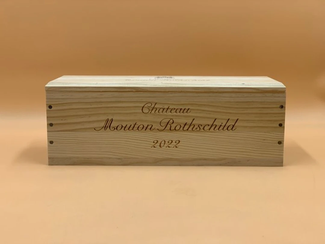 2022 Chateau Mouton Rothschild - Bordeaux
