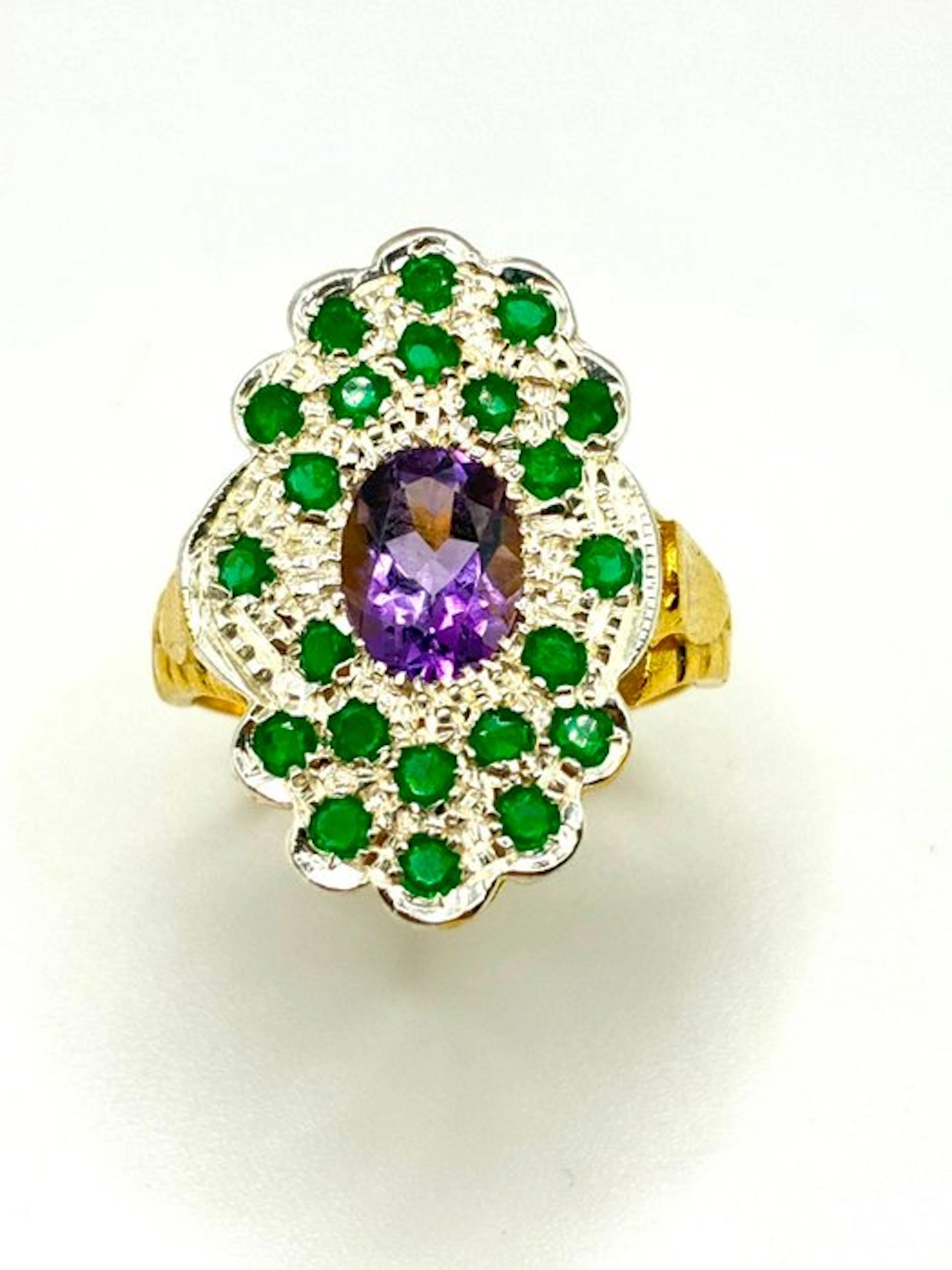 No reserve price - Cocktail ring - 9 kt. Yellow gold, Silver Amethyst - Emerald