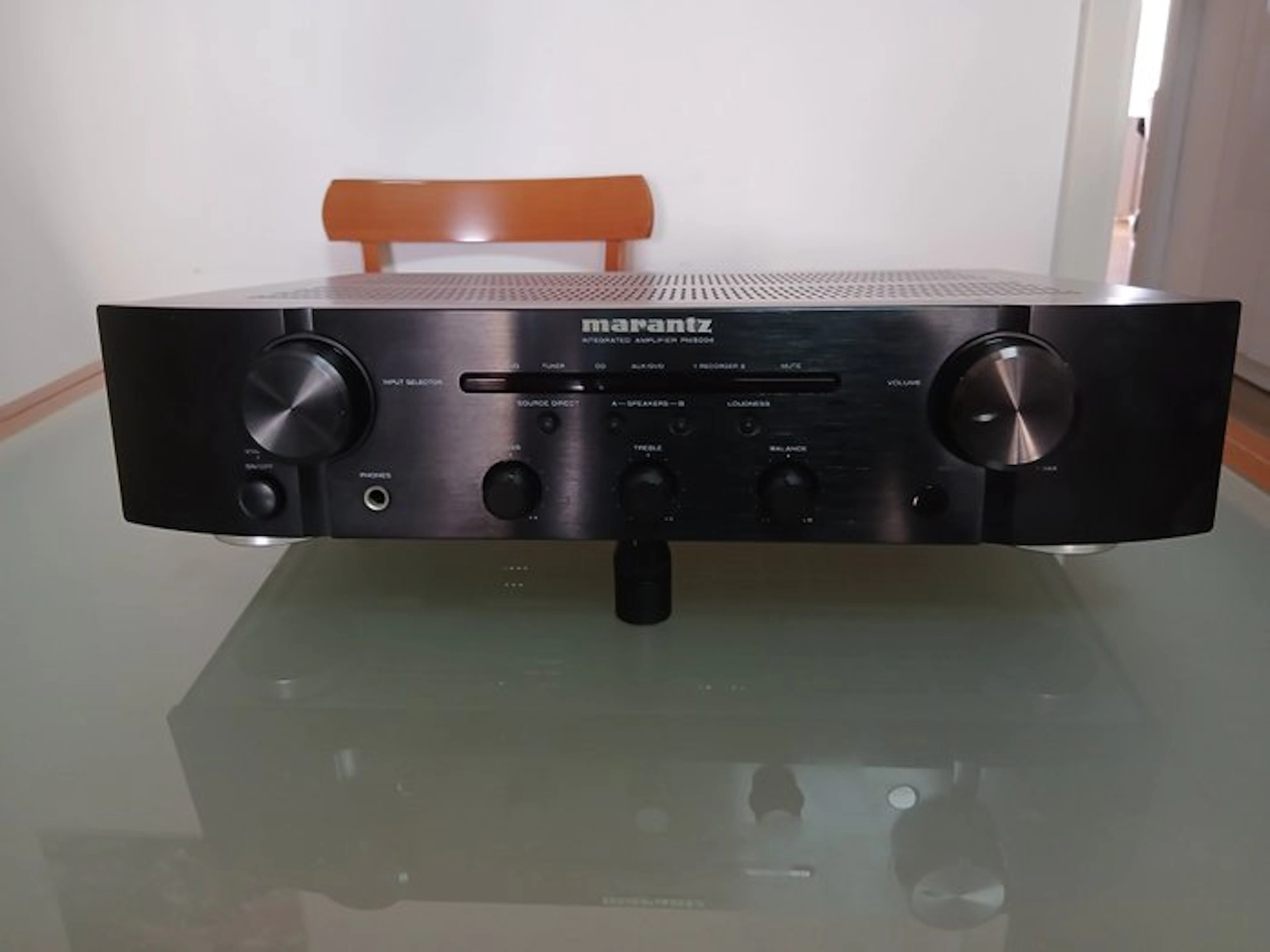 Marantz - PM5004 Solid state integrated amplifier
