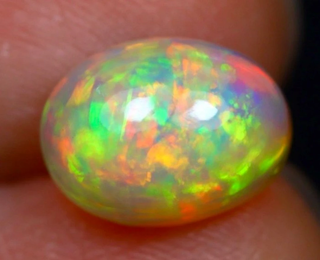 Opal Jewellery - Height: 10.5 mm - Width: 7.5 mm- 0.45 g - (1)