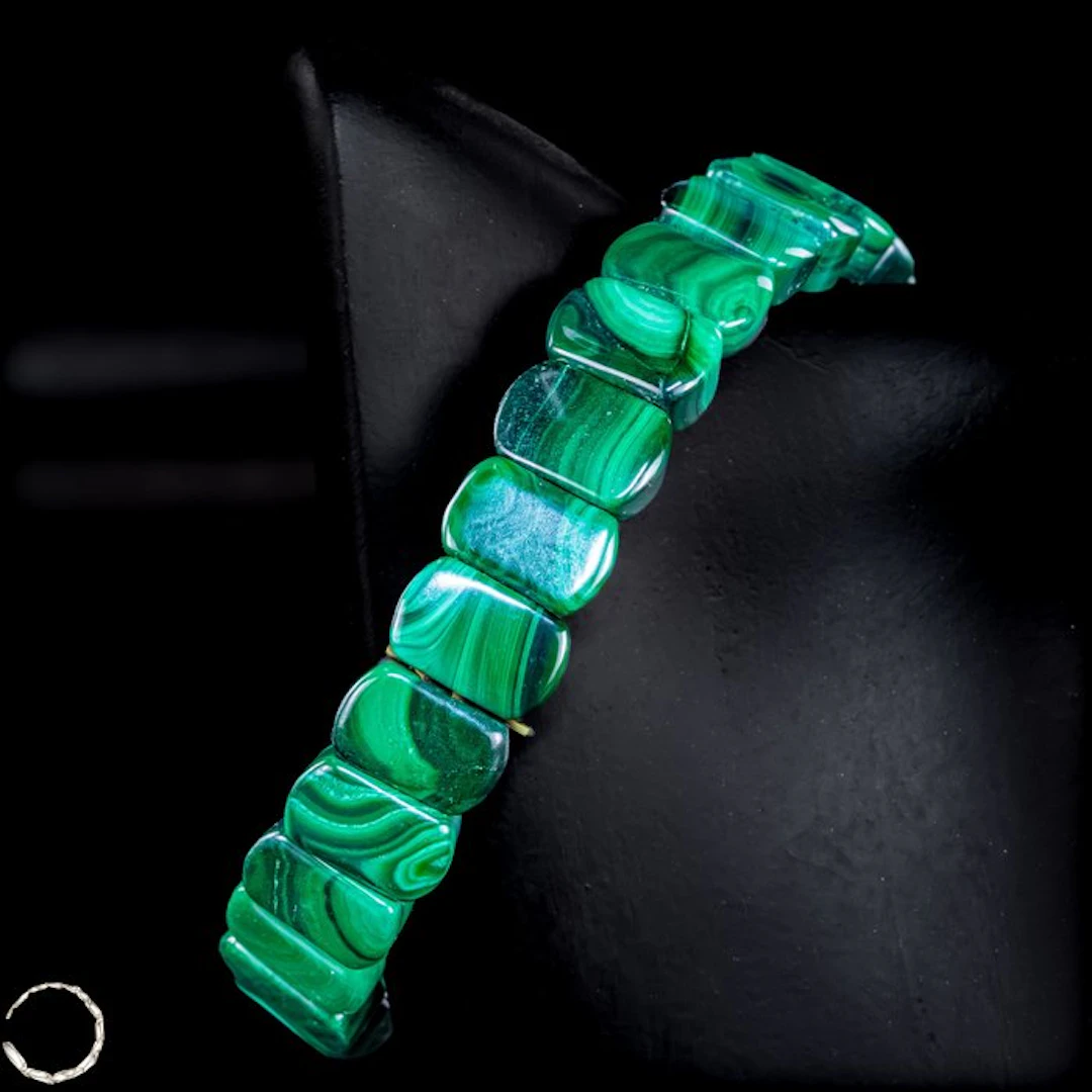 Exclusive malachite bracelet of the highest quality – A...
