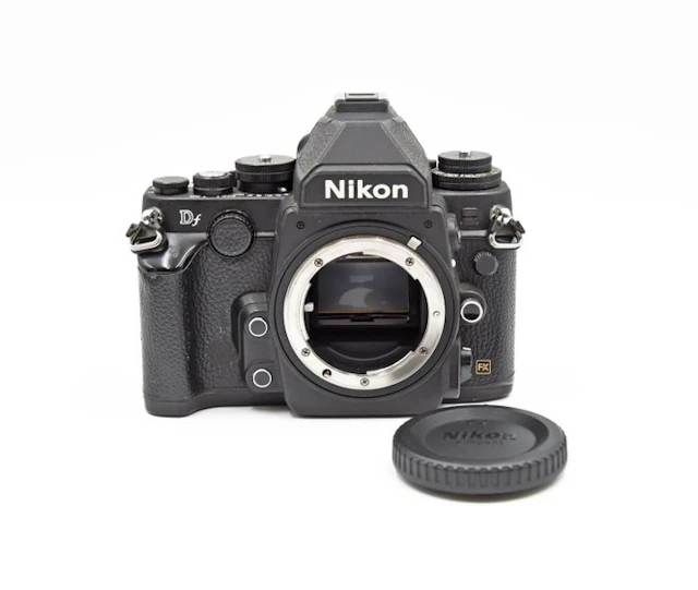 Nikon Df Black Variant Digital camera