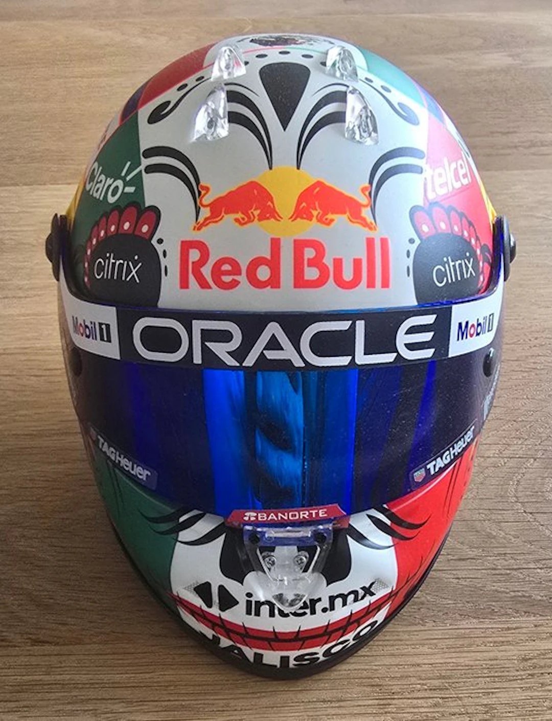 Red Bull Racing - F1 - Sergio Pérez - 2022 - Scale 1/2 helmet