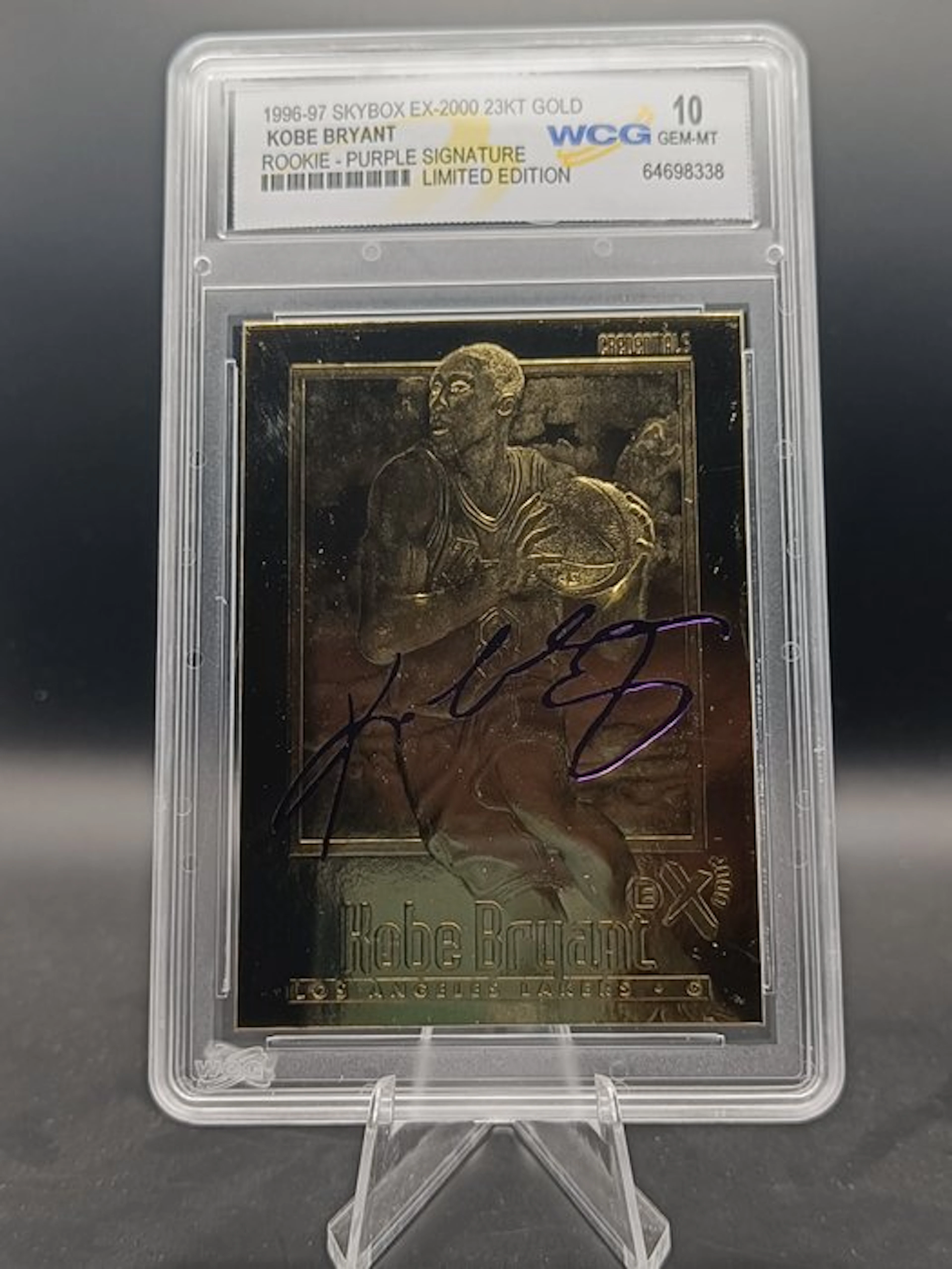 1996/97 Fleer Kobe Bryant 23KT Gold - WCG 10 Graded card