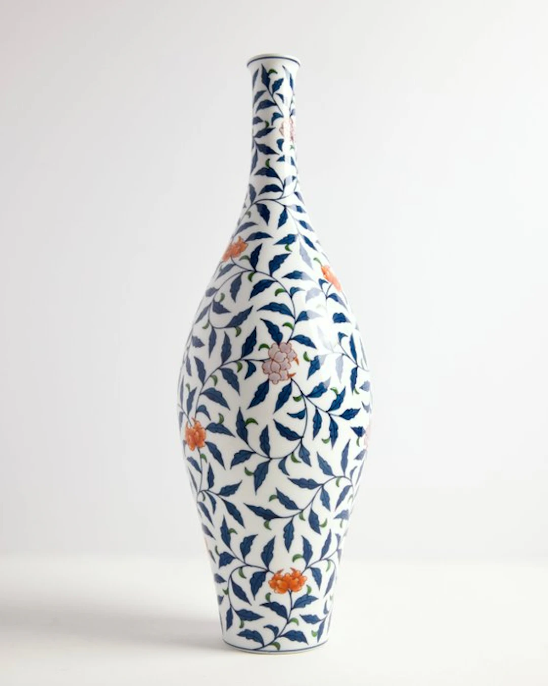 Vase - Porcelain - Japan - No customs for EU