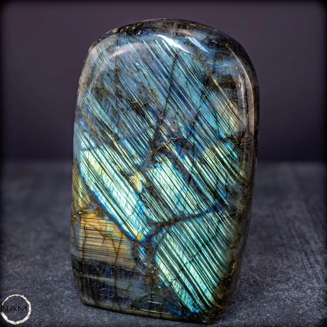 Natural labradorite freeform from Madagascar –...