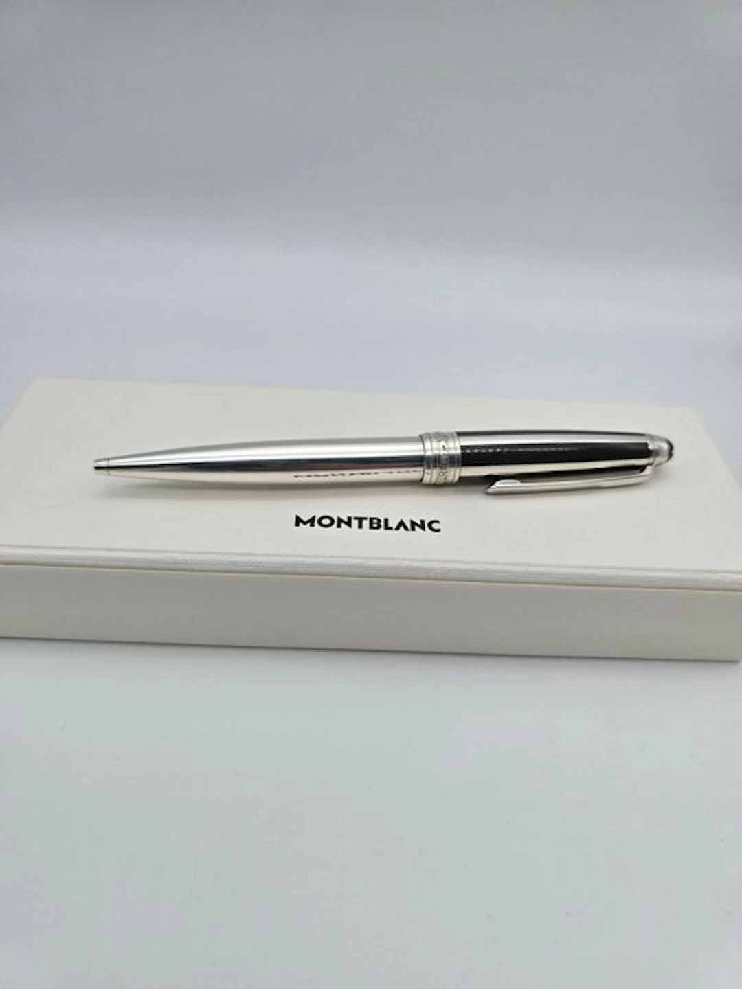 Montblanc - Bolígrafo Montblanc Meisterstück Solitaire...