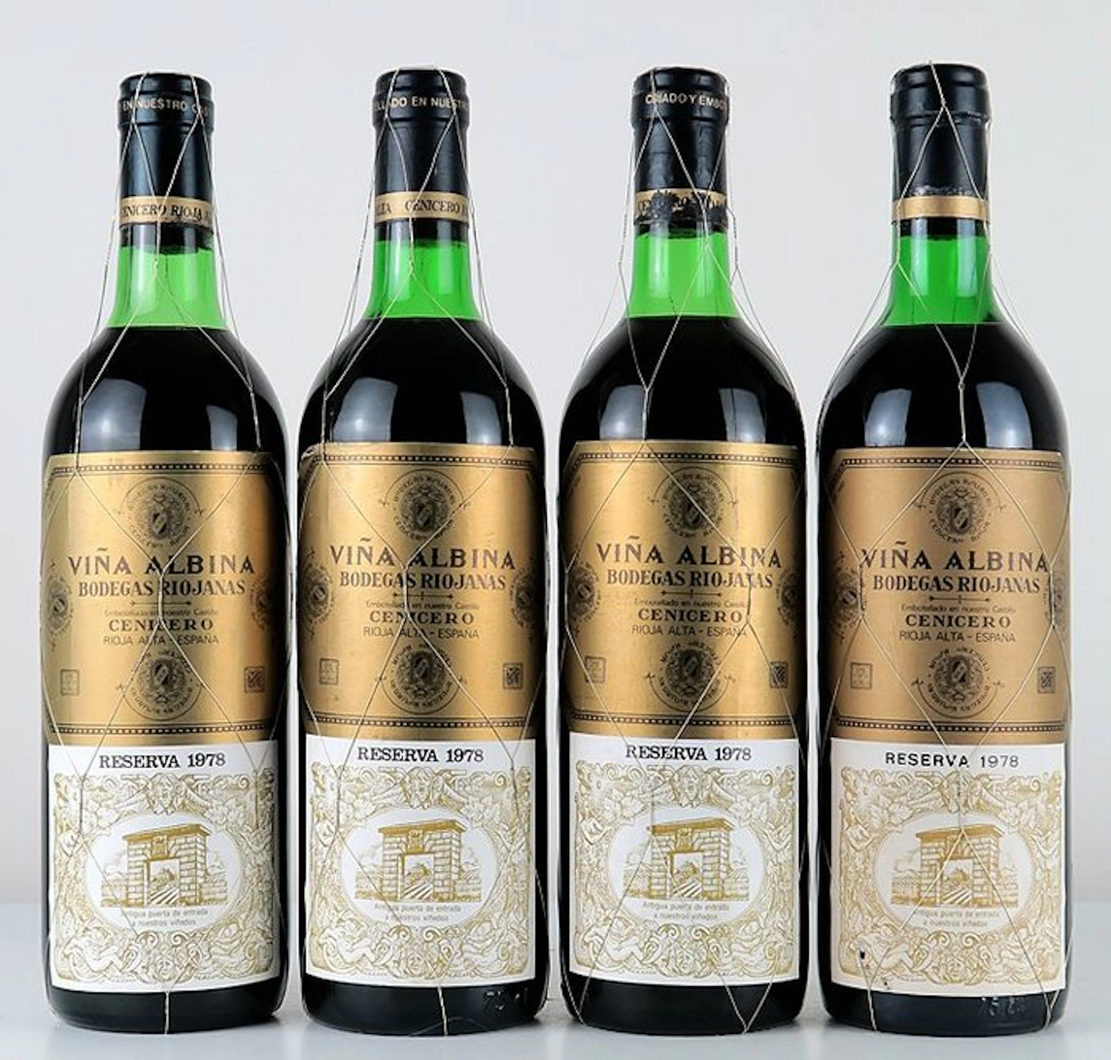 1978 Bodegas Riojanas, Viña Albina - Rioja Reserva - 4 Bottles (0.75L)