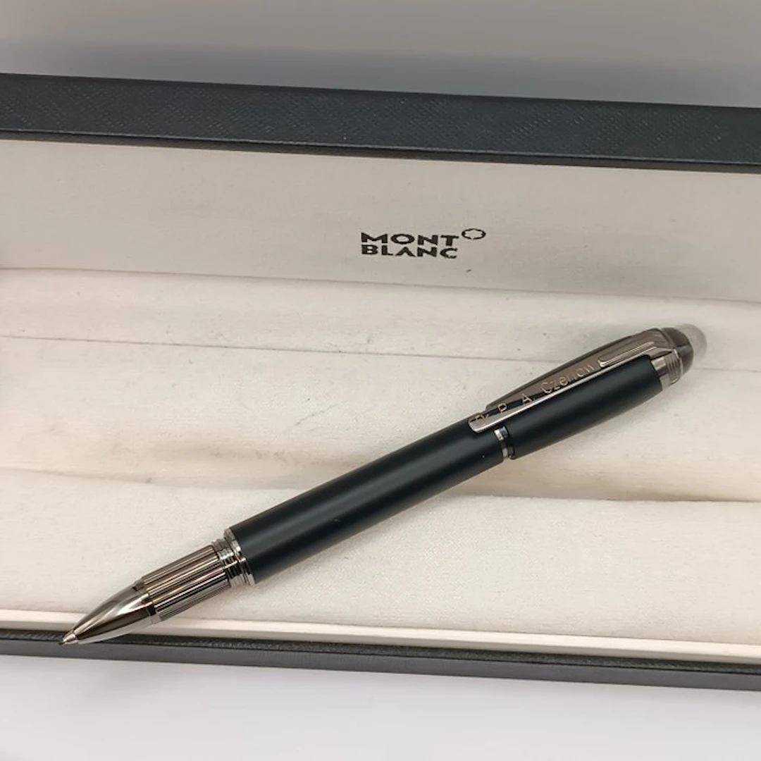 Montblanc - StarWalker Ultra Black Precious Resin - Pen
