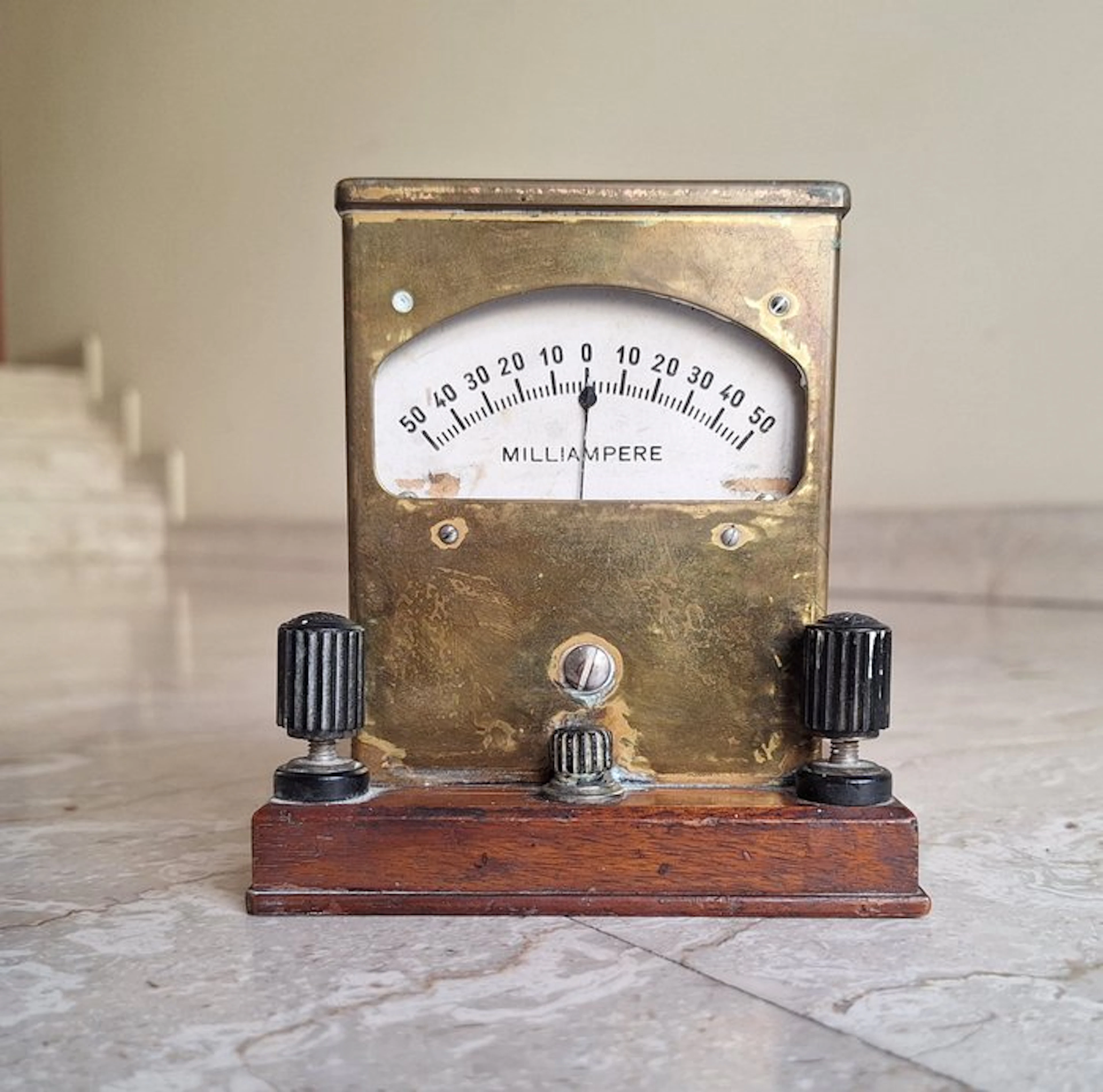 ALLIATO - TORINO - Working tool - Milliamperometer from the 1920s