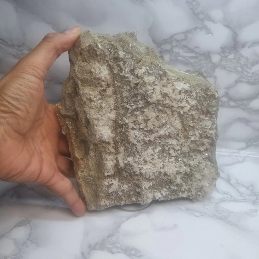 Quartz Crystals on matrix - Height: 20 cm - Width: 18 cm- 3.18 kg - (1)