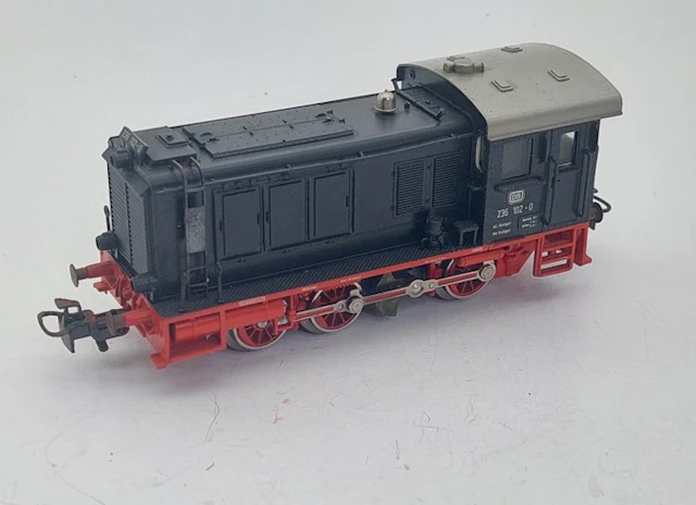Märklin H0 - 3146 - Diesel locomotive (1) - Diesel locomotive of Class 236 - DB