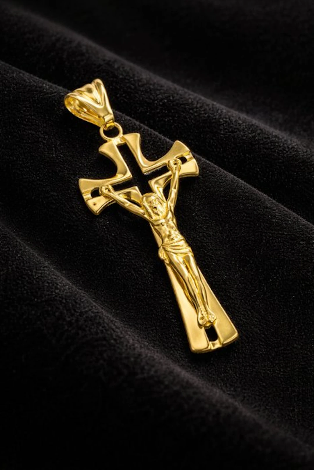 No reserve price - Cross pendant - 18 kt. Yellow gold - Made in Italy
