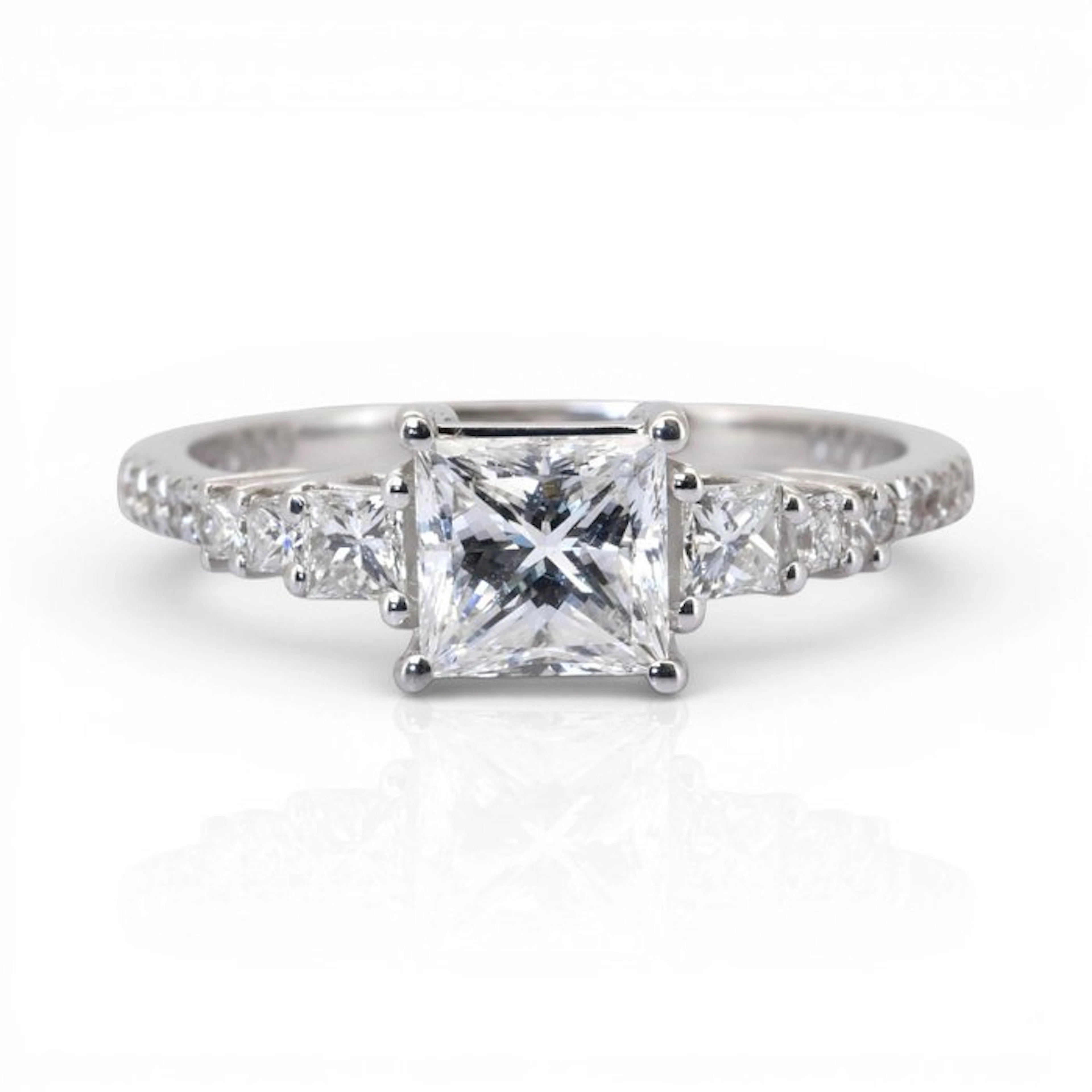 Ring - 18 kt