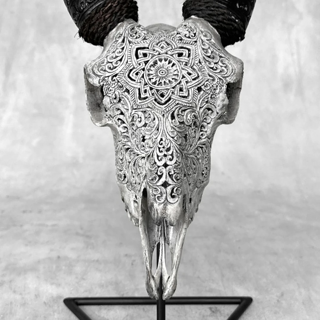 NO RESERVE PRICE - Authentic Hand Carved Grey Goat Skull...