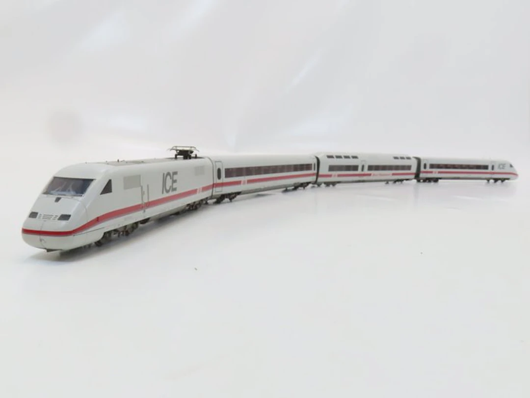 Märklin H0 - Uit set 29785/43742 - Train unit (2) - Four-car BR 402