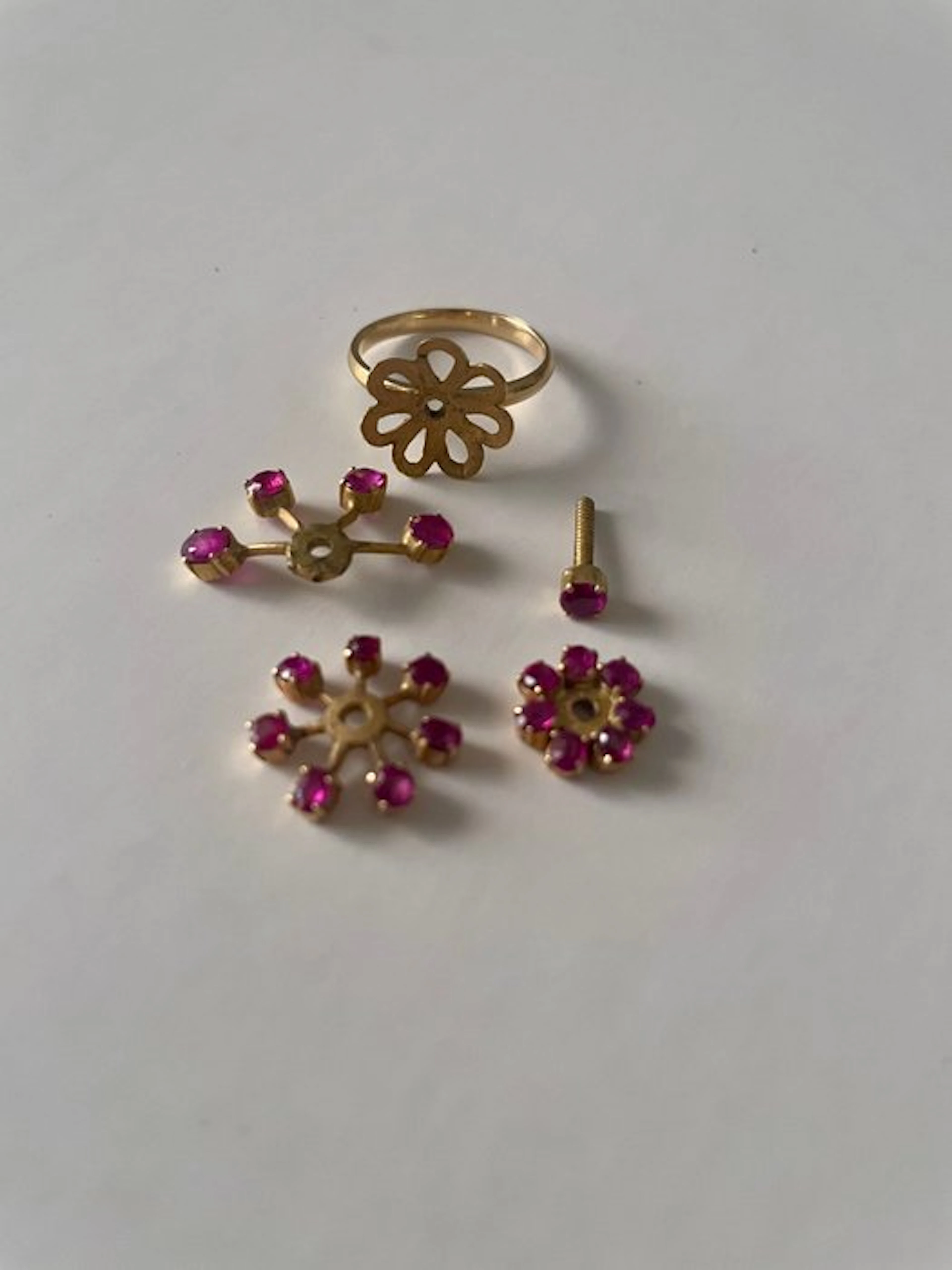 Cocktail ring - 14 kt. Yellow gold Ruby - Ruby