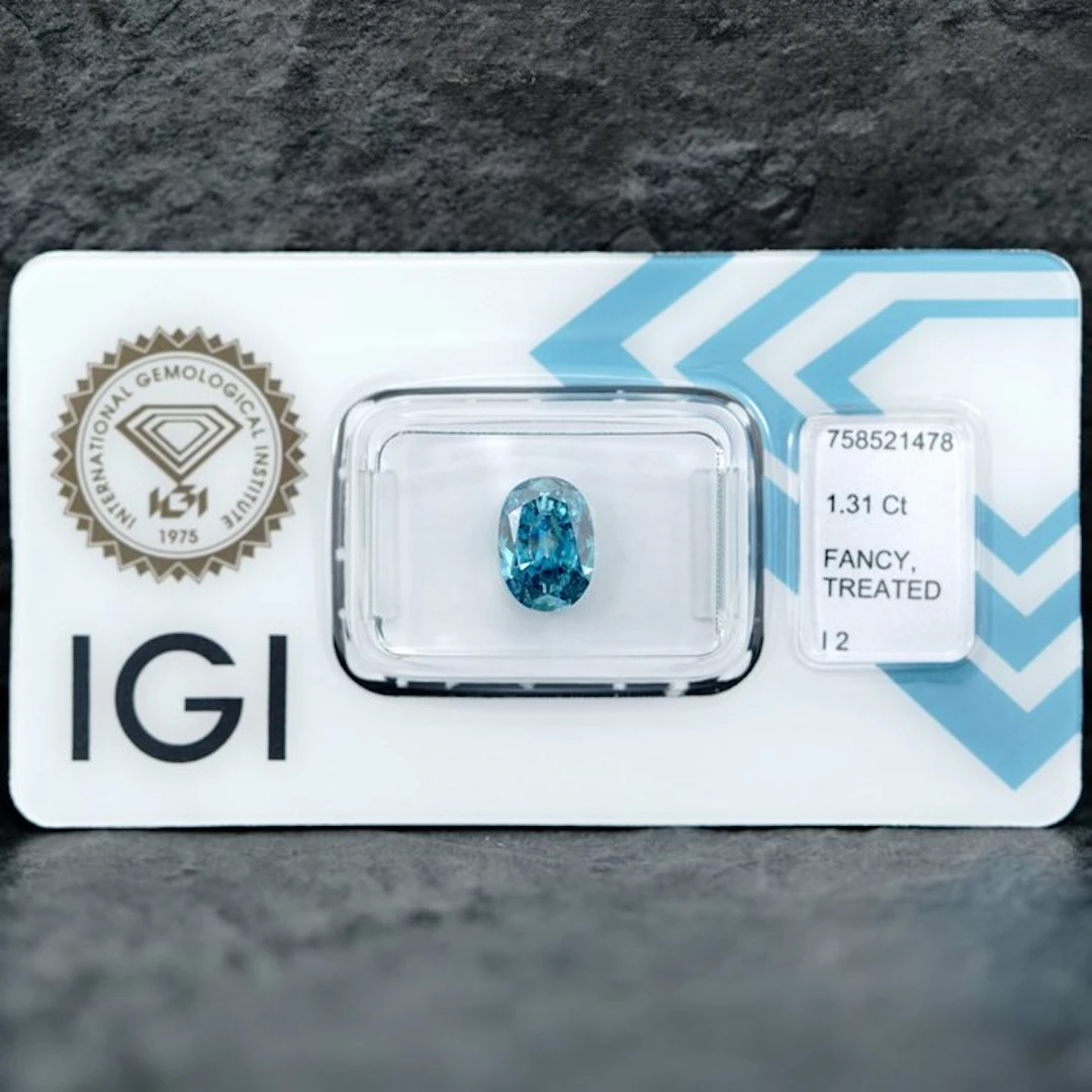 No reserve price - 1 pcs Diamond (Colour-treated) - 1.31...