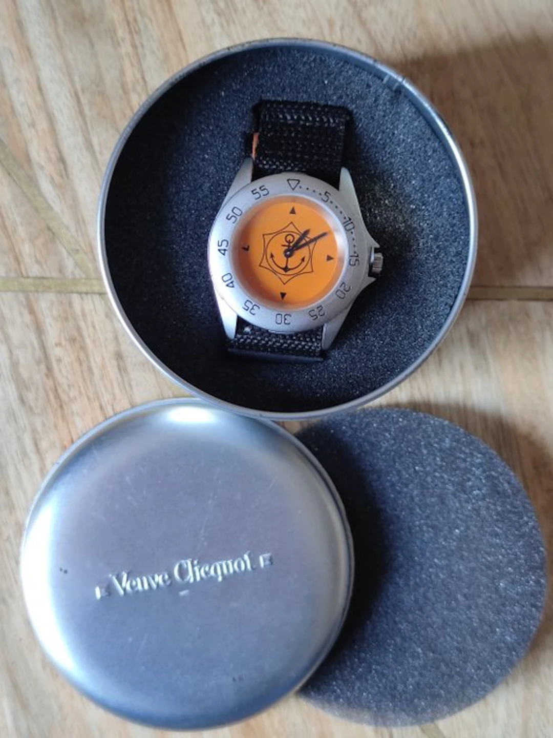 Veuve Clicquot - Wrist Watch - Unisex - 2010-2020