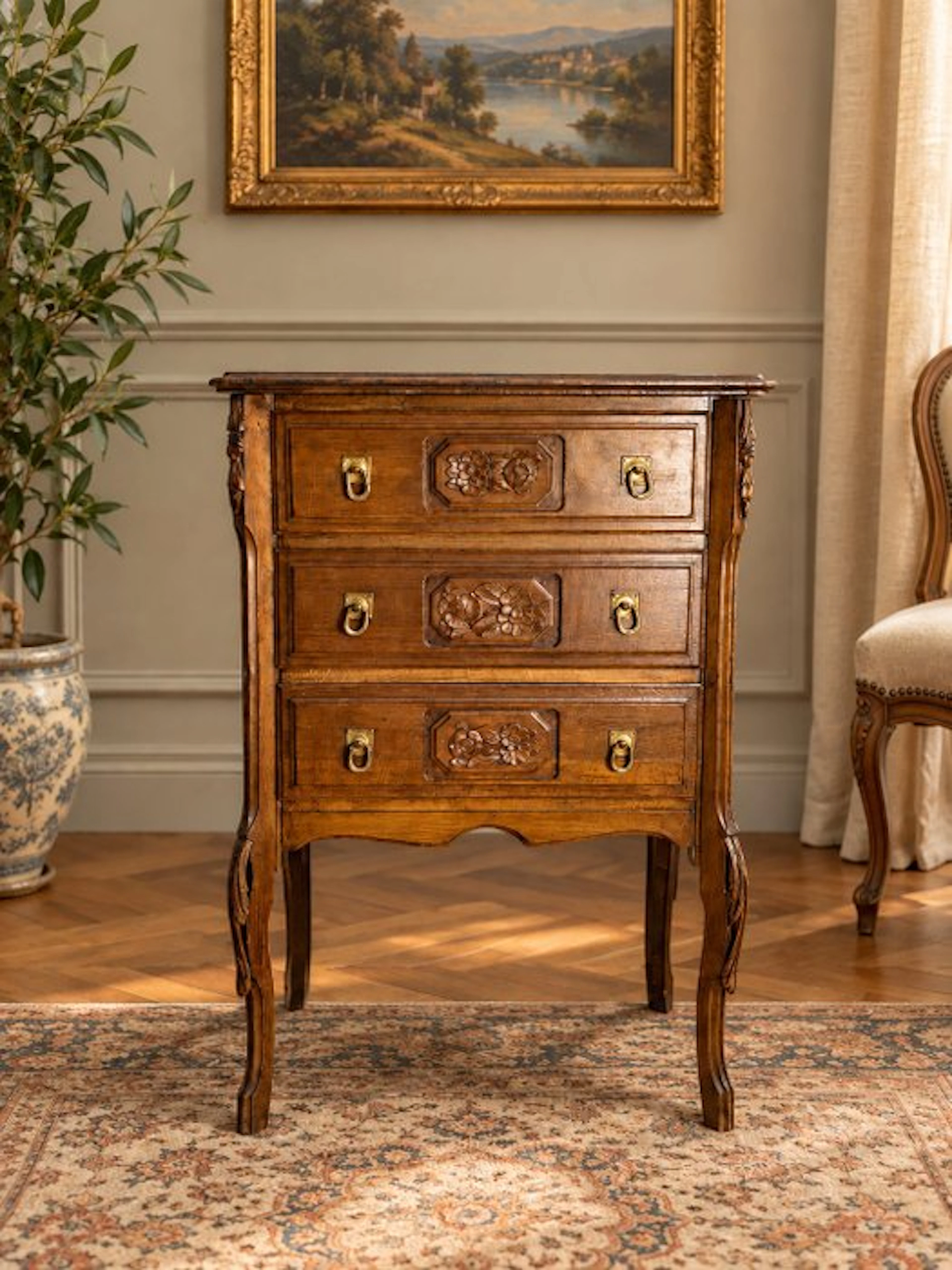 Chest of drawers - Louis XV style carved walnut bombe...
