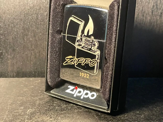 Zippo - Briquet Zippo Authentique – Édition Commémorative...