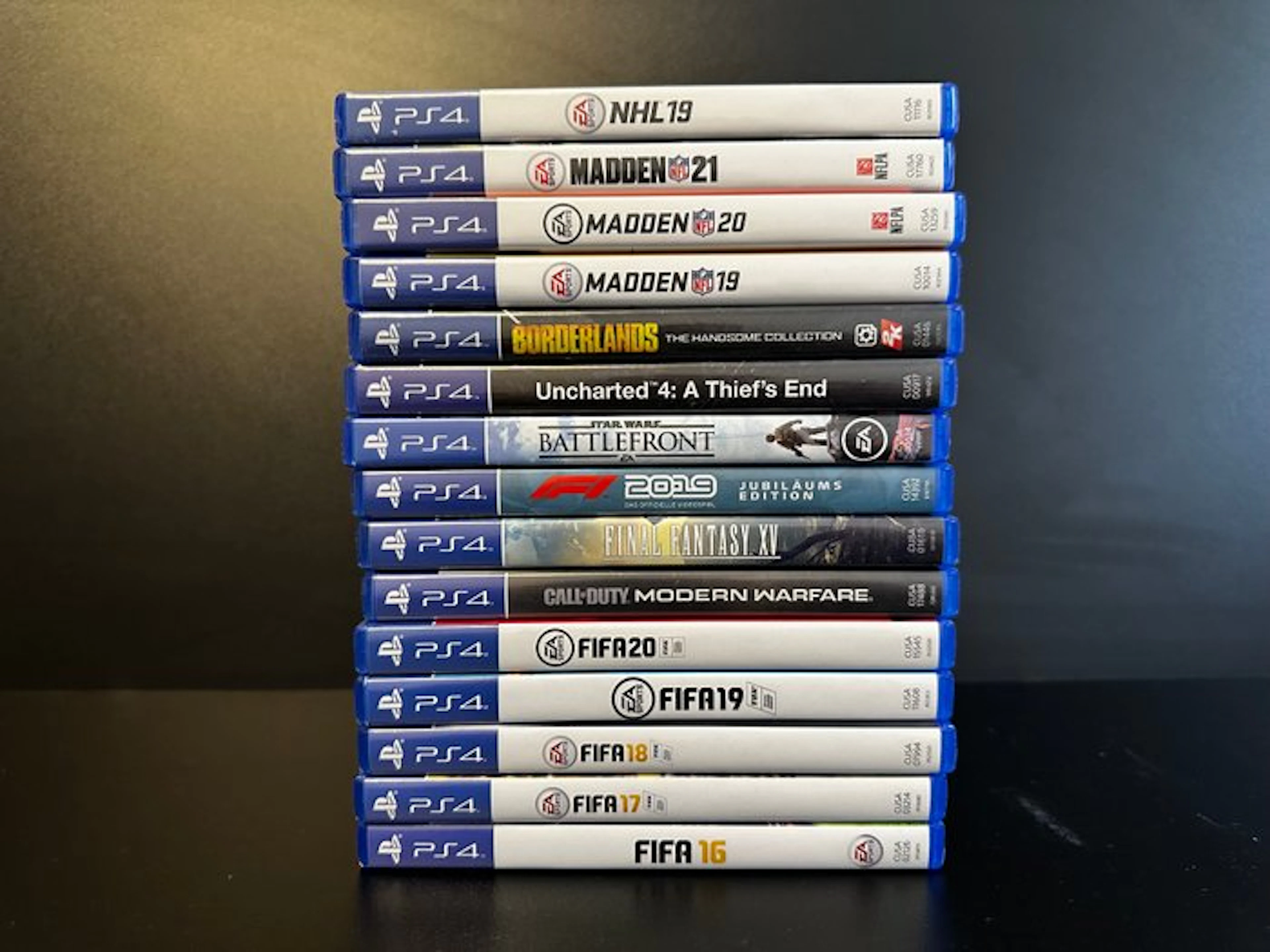 Sony - Playstation 4 (PS4) - PS4 Spiele Sammlung - Video game - In original box