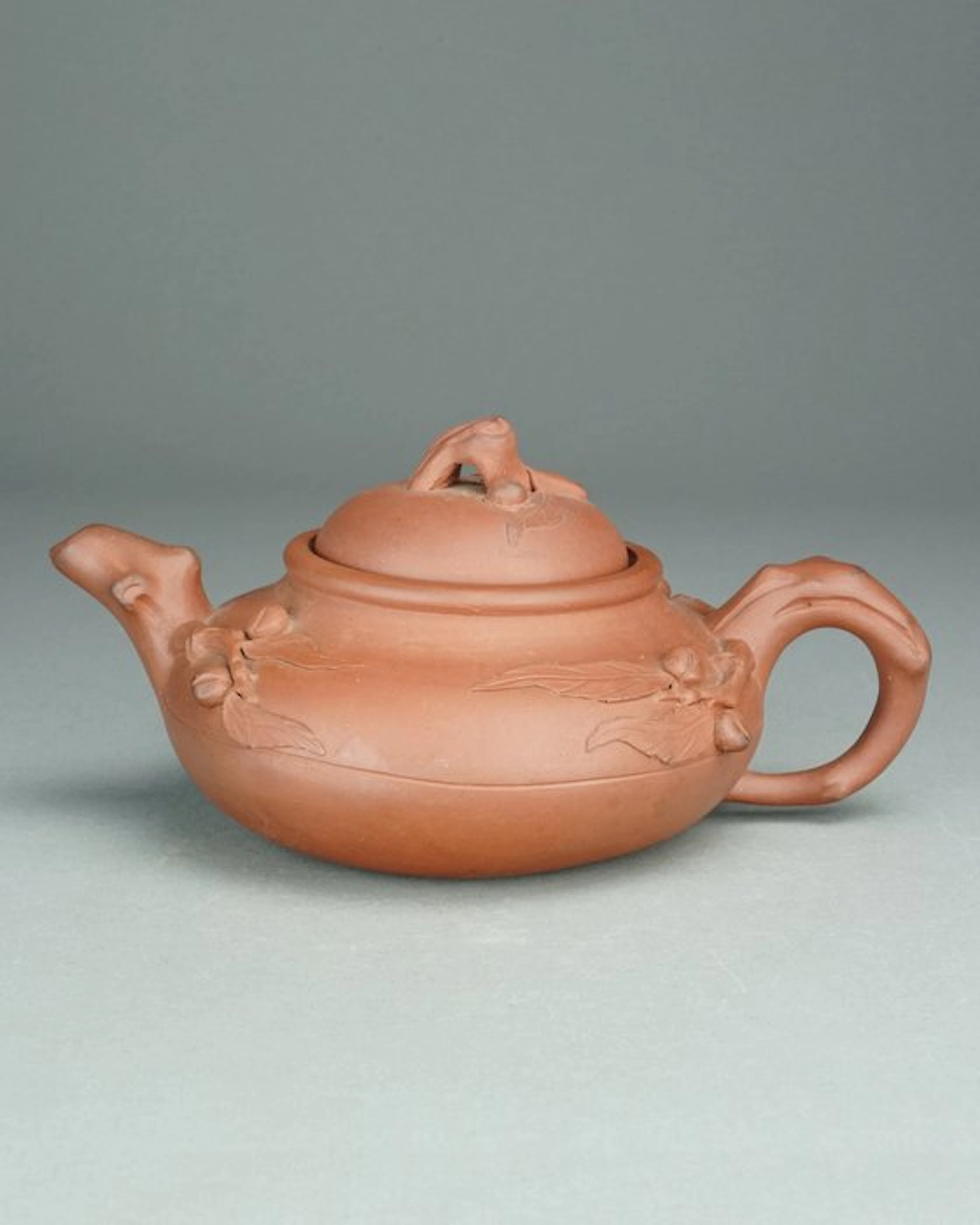 Peaches - Yixing Teapot - China - 20th century