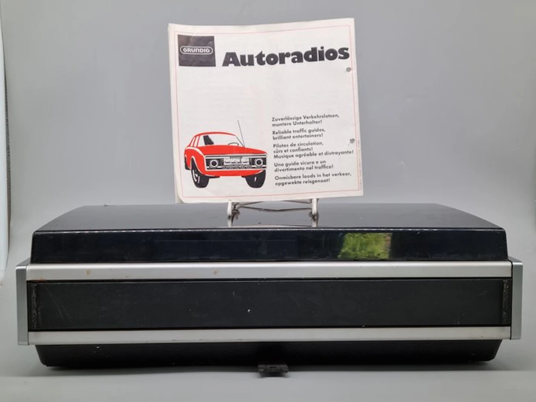 Grundig - TK 745 Hi-Fi 4-Track 3-Speed Stereo Reel to reel deck 18 cm