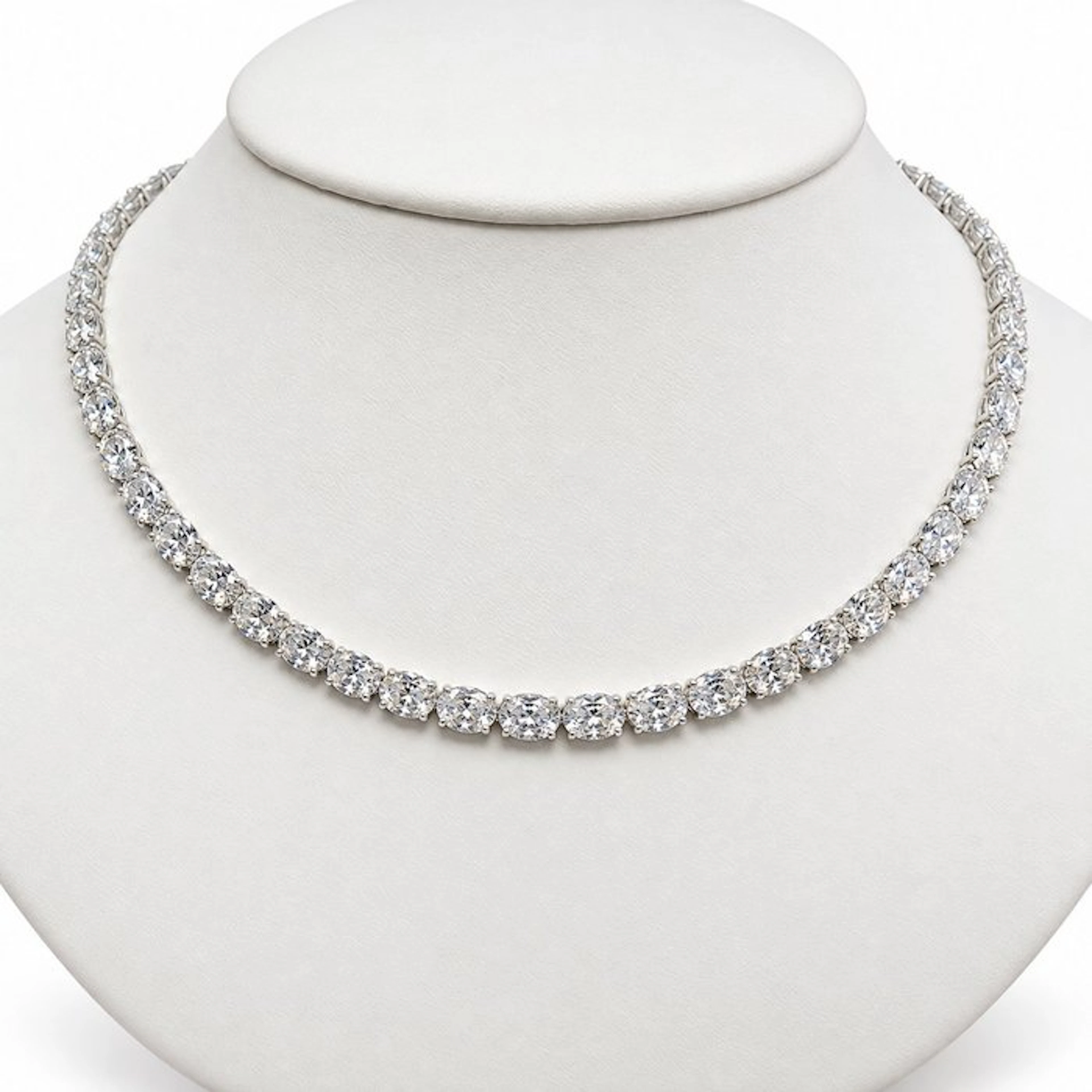 Necklace - 14 kt. White gold - 34.71ct. tw. Diamond (Lab-grown)