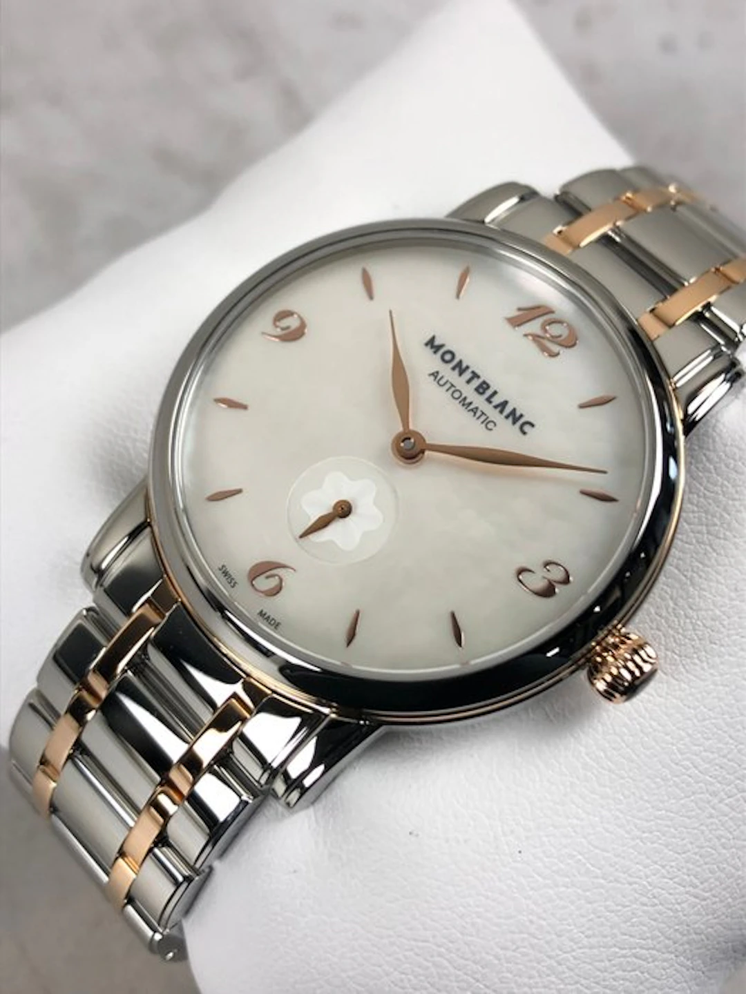 Montblanc - Star Classique Pearl Gold Steel Automatic...