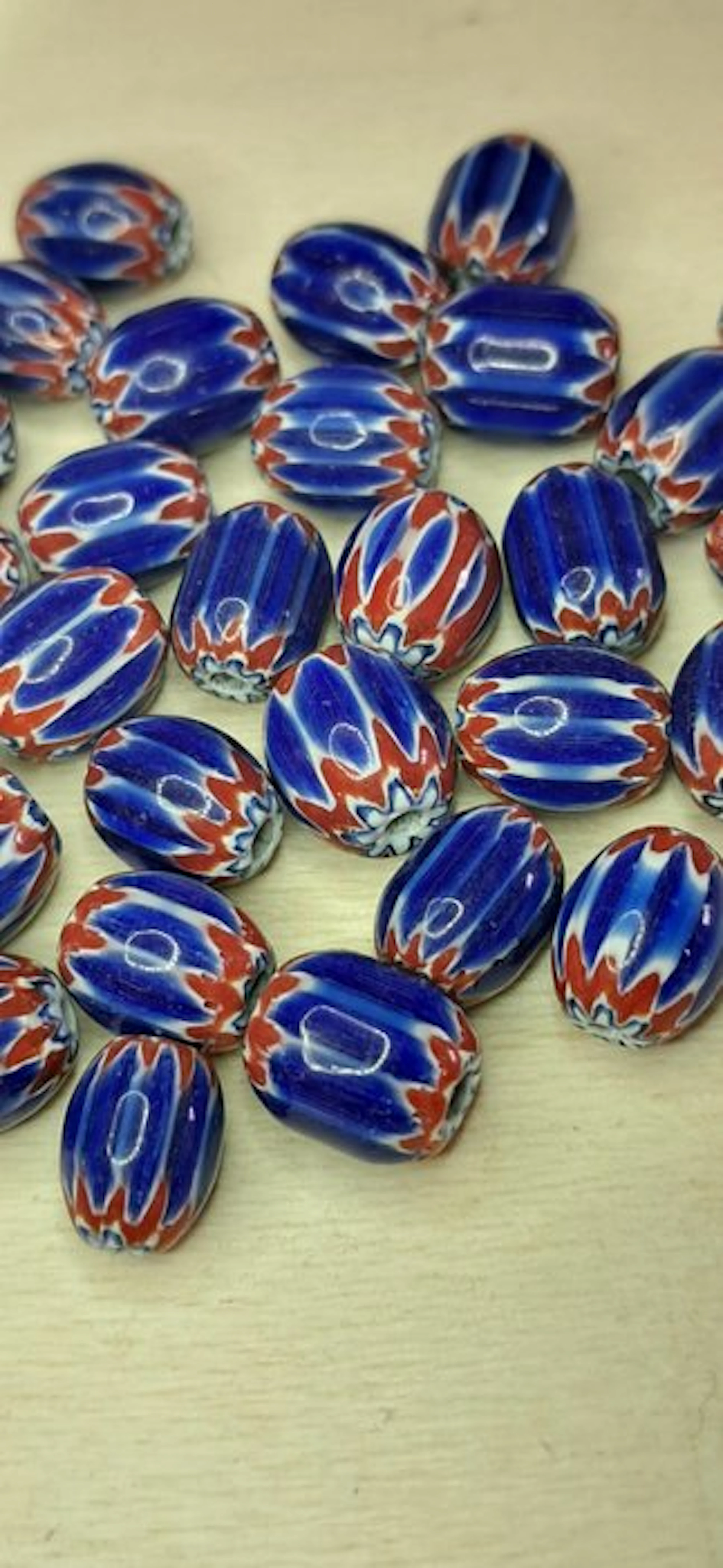 Venetian rosette-style pearls. (No reserve price)