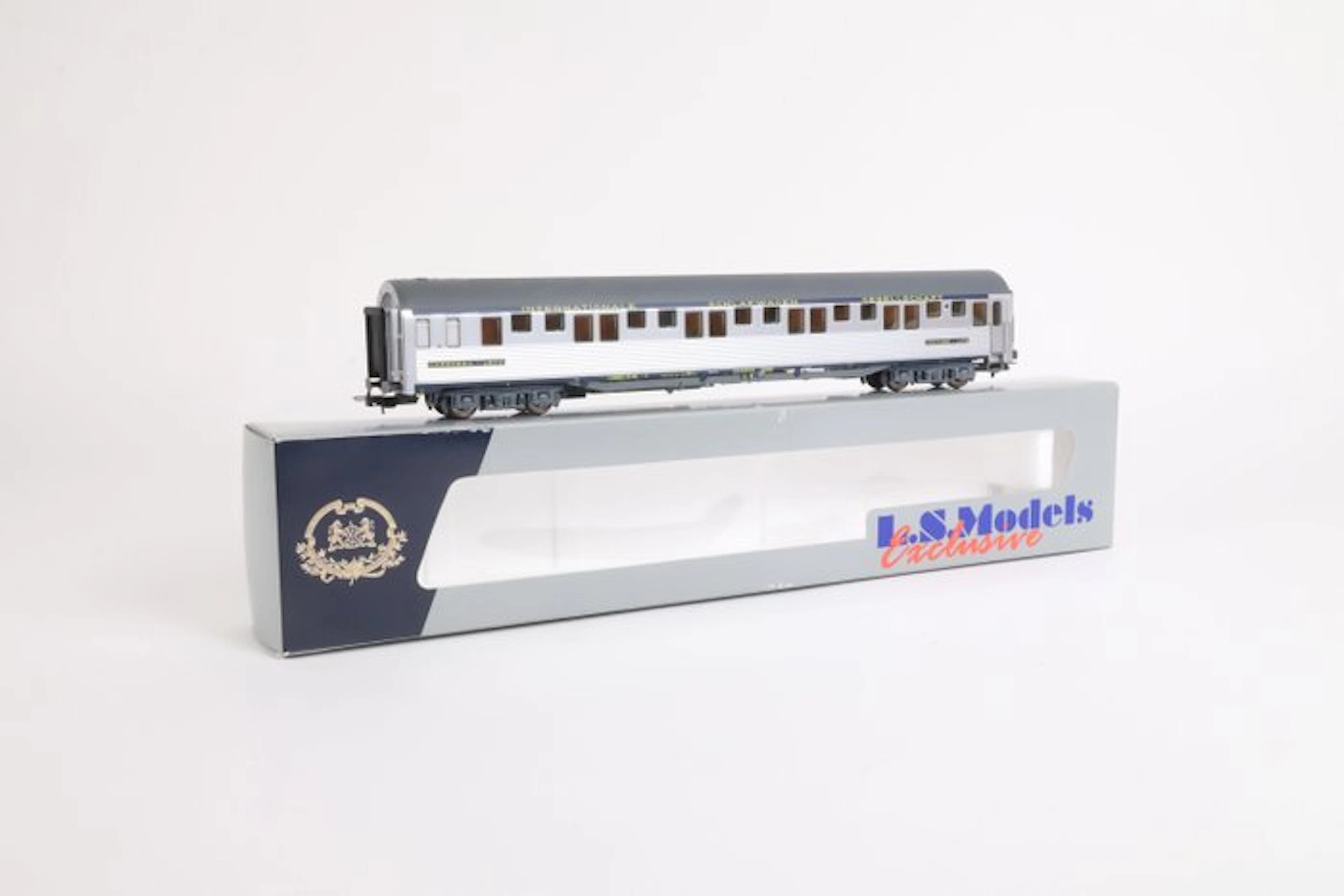 L.S. Models H0 - 49105 - Model train passenger carriage...