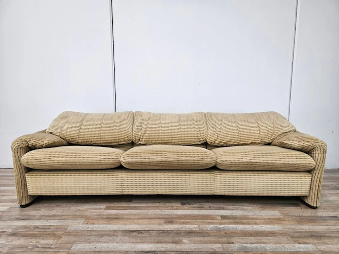 Cassina - Vico Magistretti - Sofa - Three-seater...