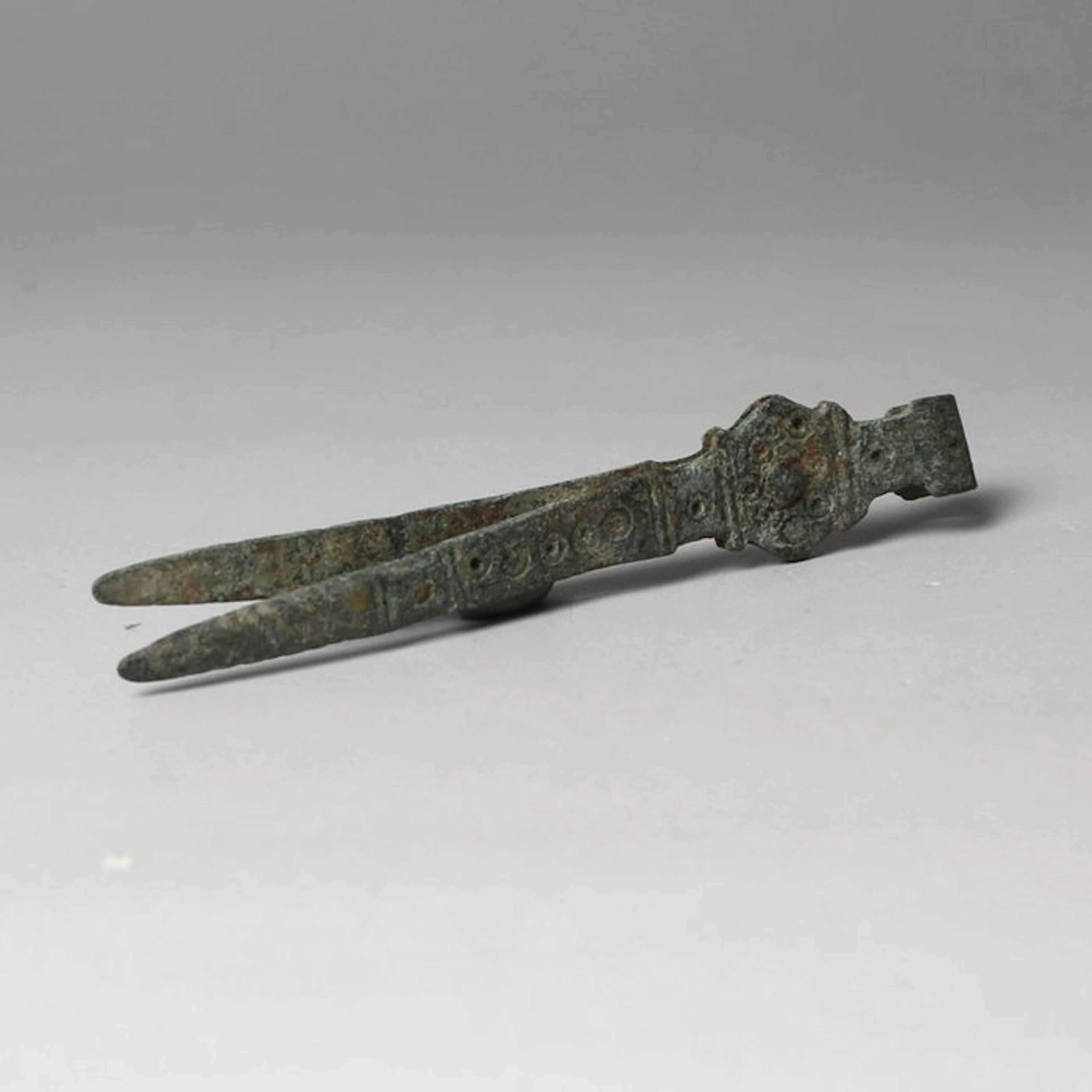 Late Roman/Early Byzantine Bronze Medical instrument, Tweezer (No