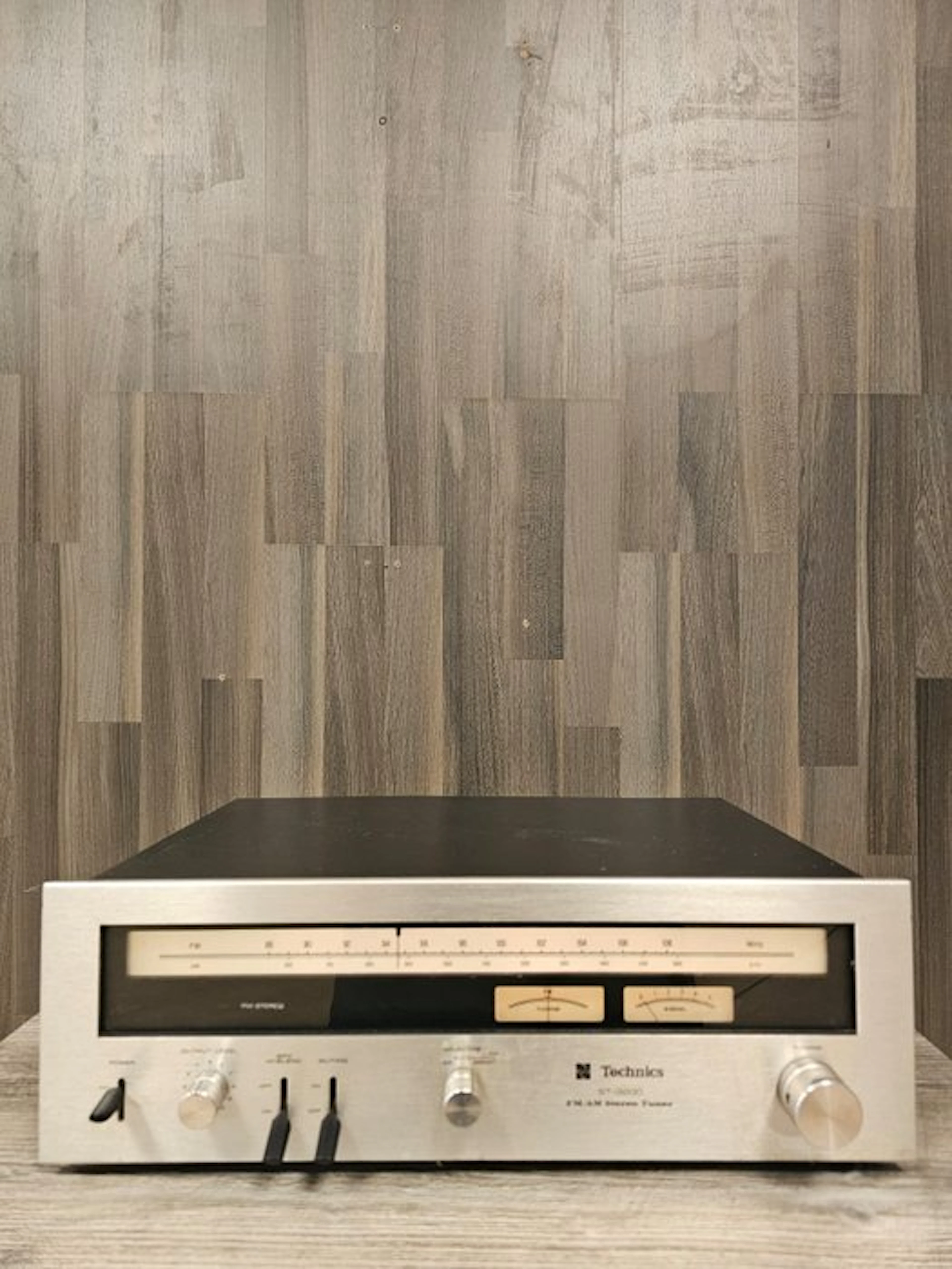 Technics - ST-3200 AM/FM Stereo Tuner