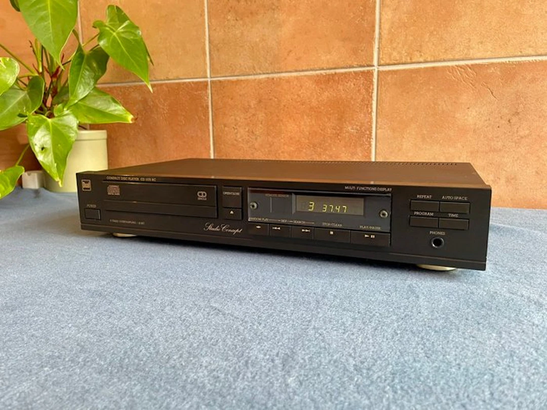 Dual - CD-1070 RC CD player