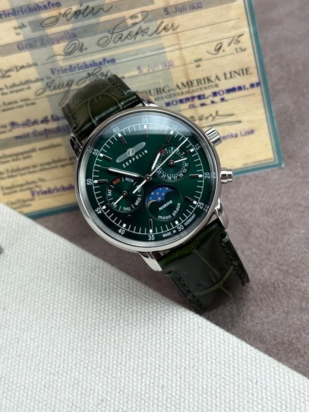 Zeppelin - Marine Day/Date Moonphase - 8635-4 - Men - 2020-2025
