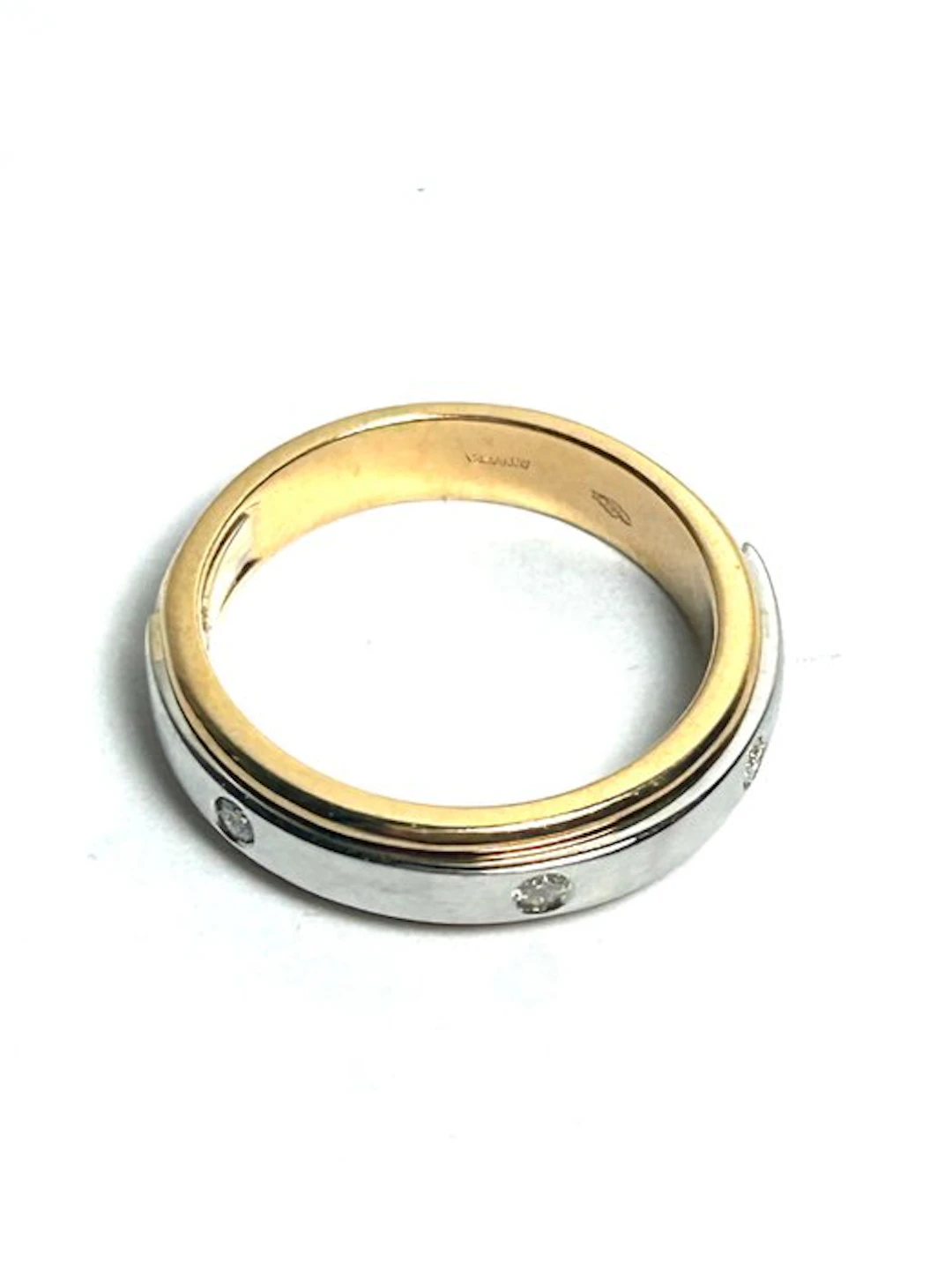 Ring - 18 kt